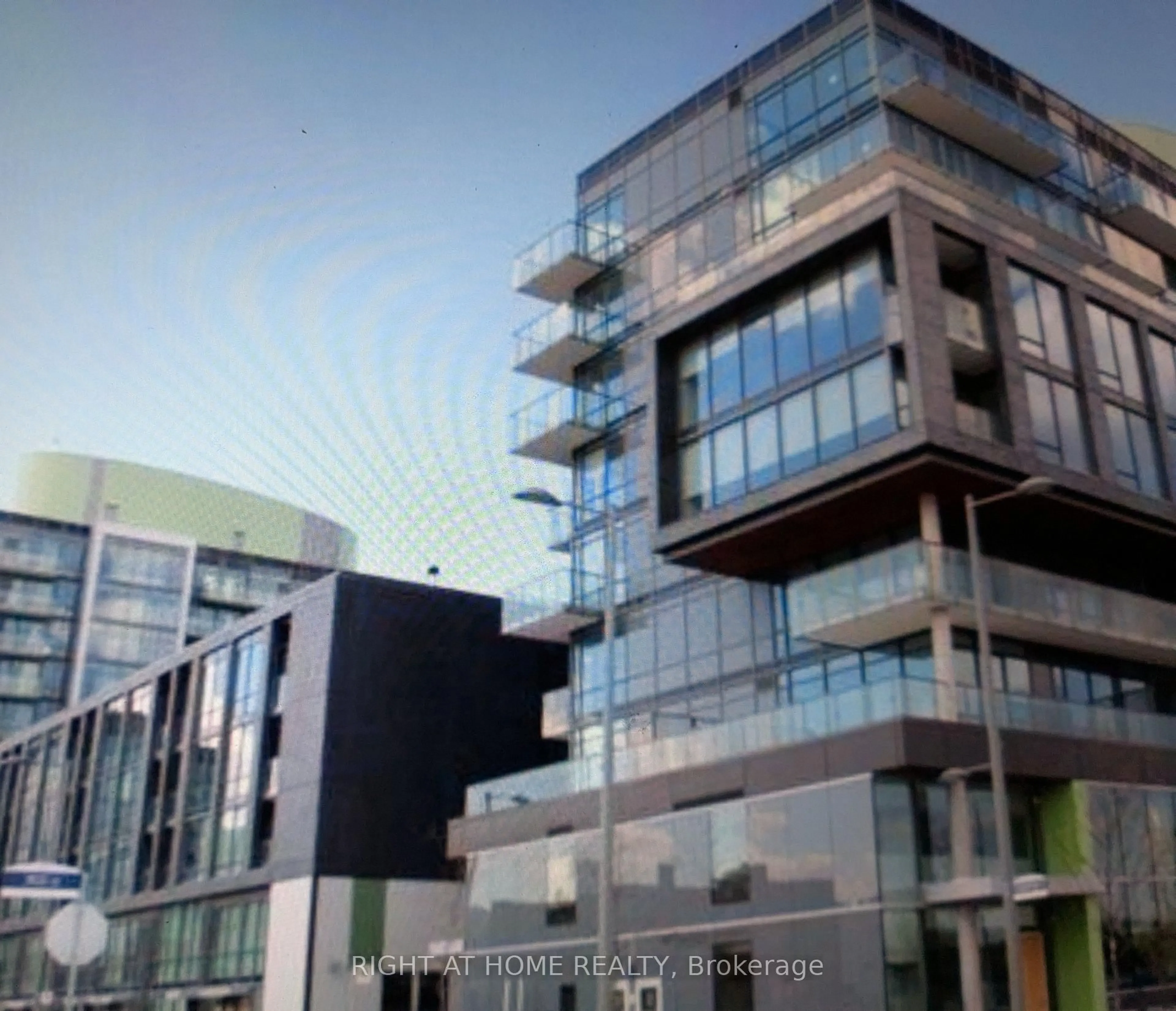 Unknown for 455 FRONT St #N604, Toronto Ontario M5A 0G2