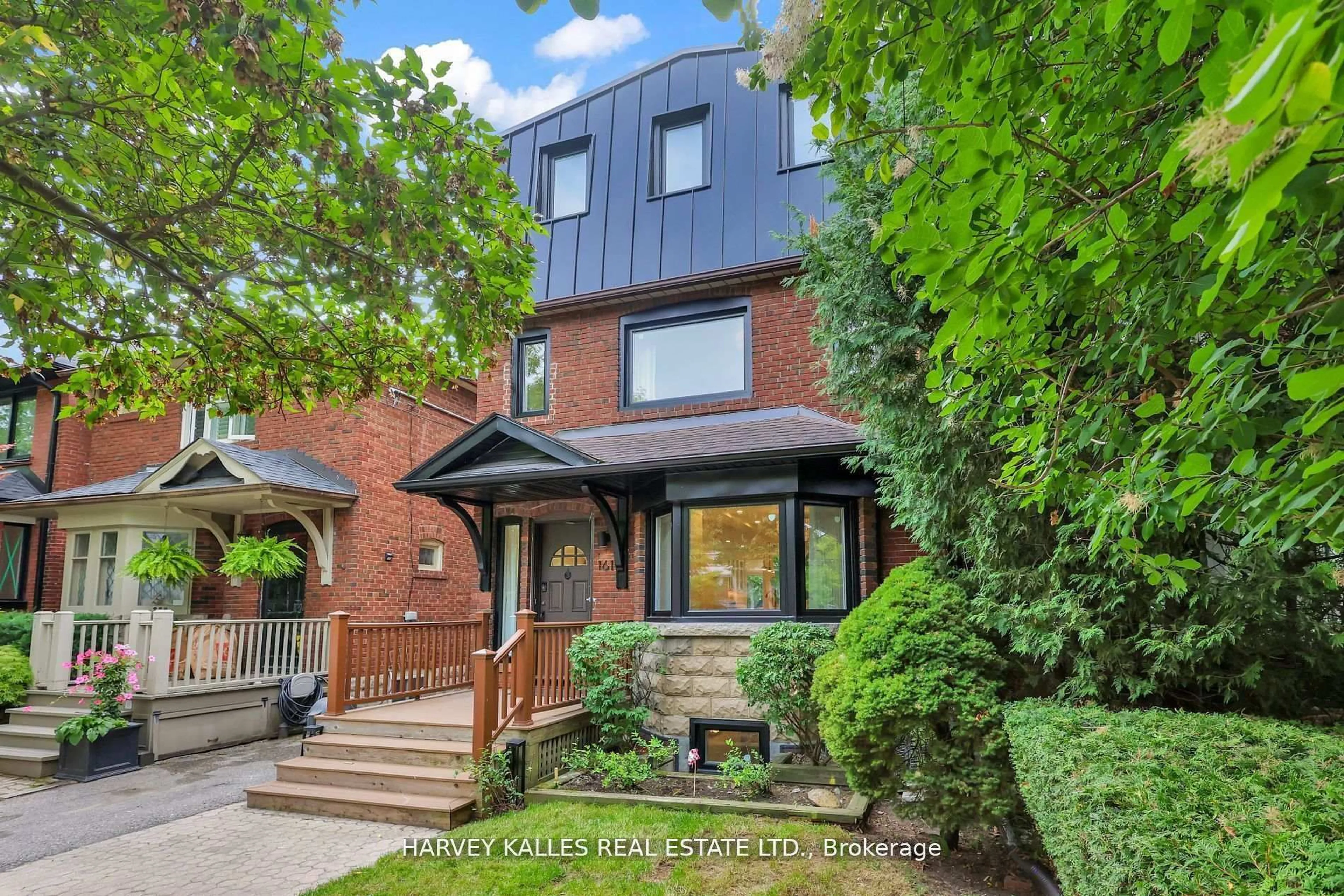 Home with brick exterior material, street for 161 Brookdale Ave, Toronto Ontario M5M 1P4