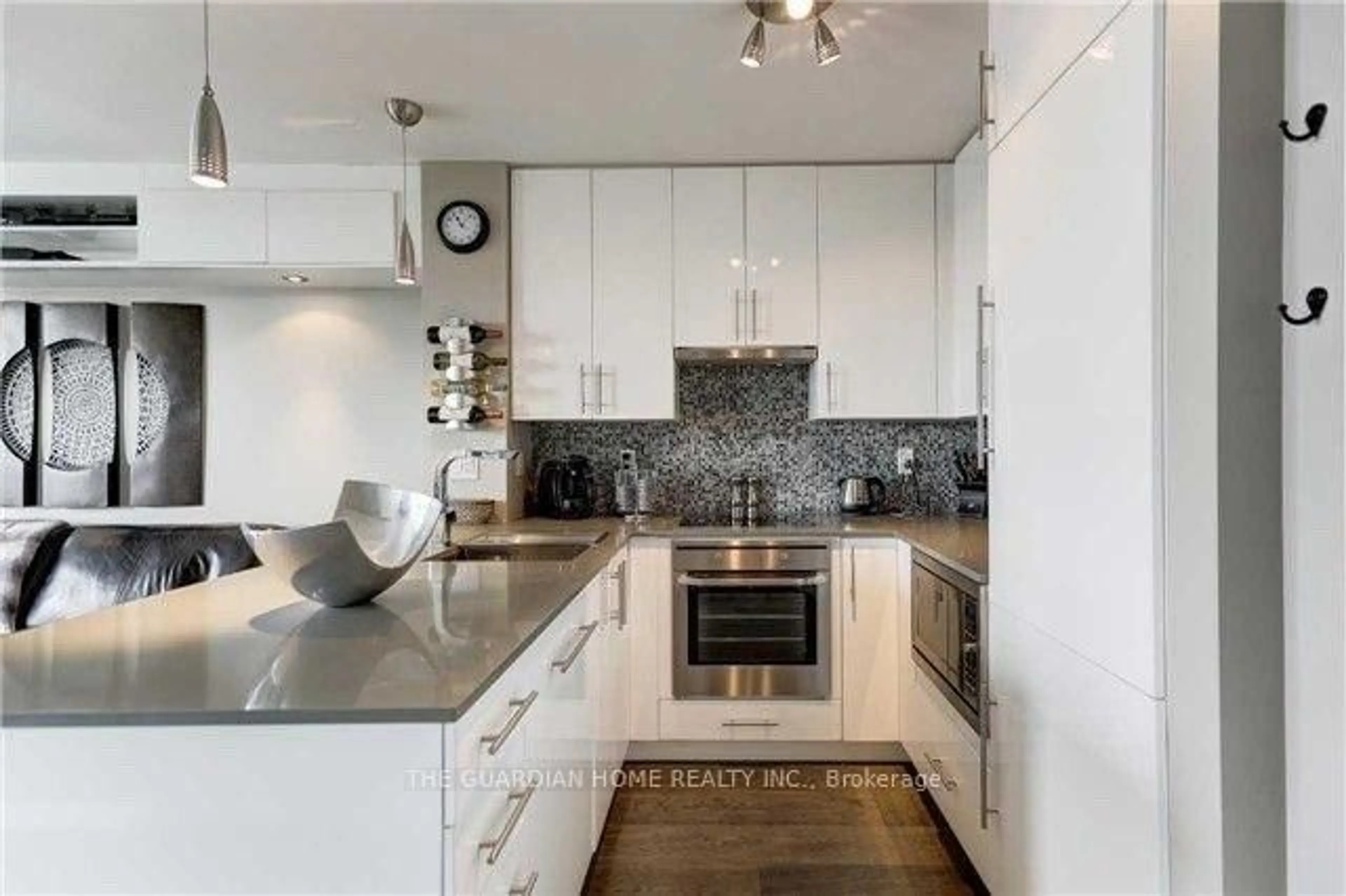 Contemporary kitchen, unknown for 120 Dallimore Circ #323, Toronto Ontario M3C 4J1