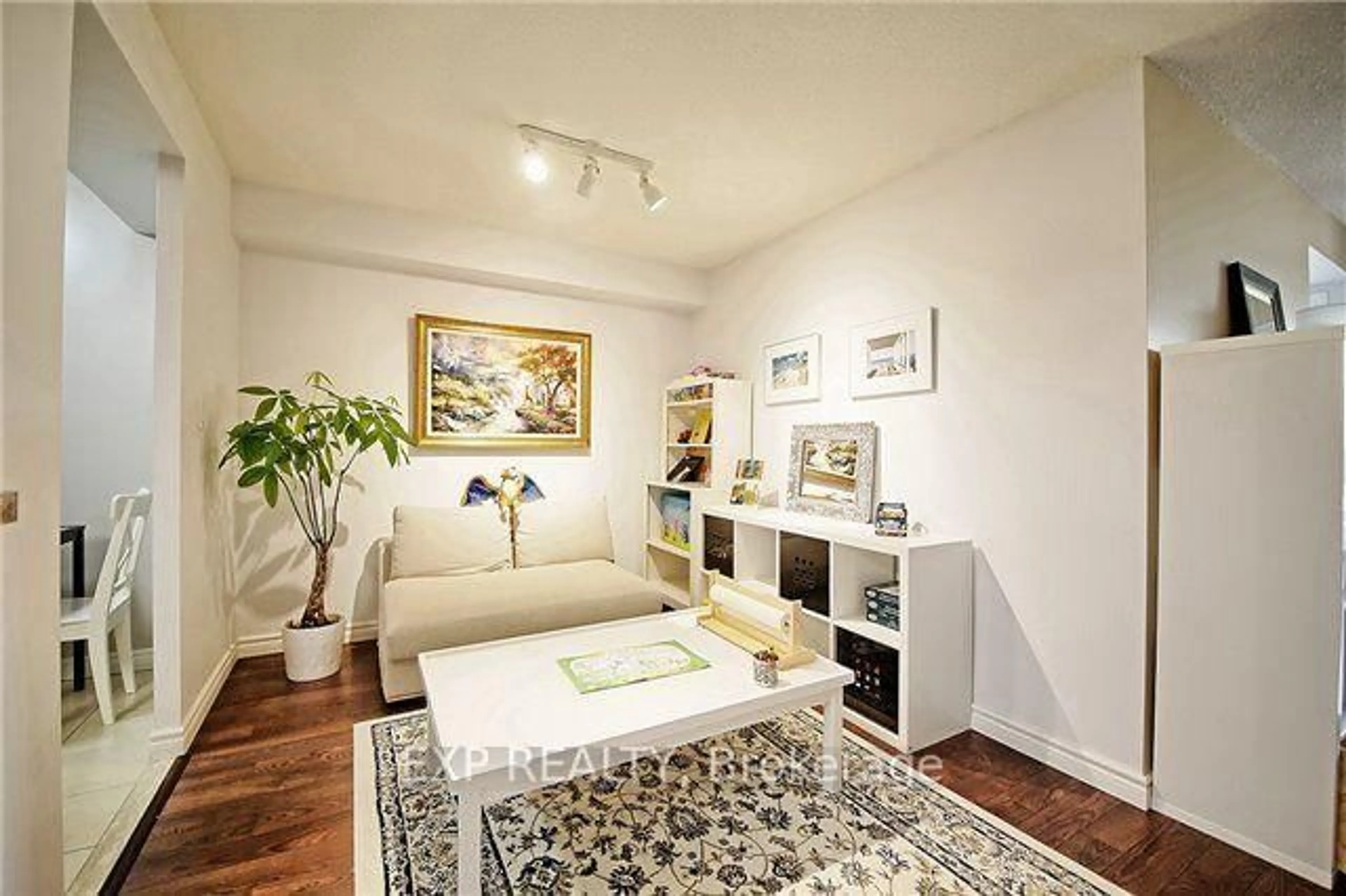 Living room with furniture, unknown for 88 Grandview Way #508, Toronto Ontario M2N 6V6