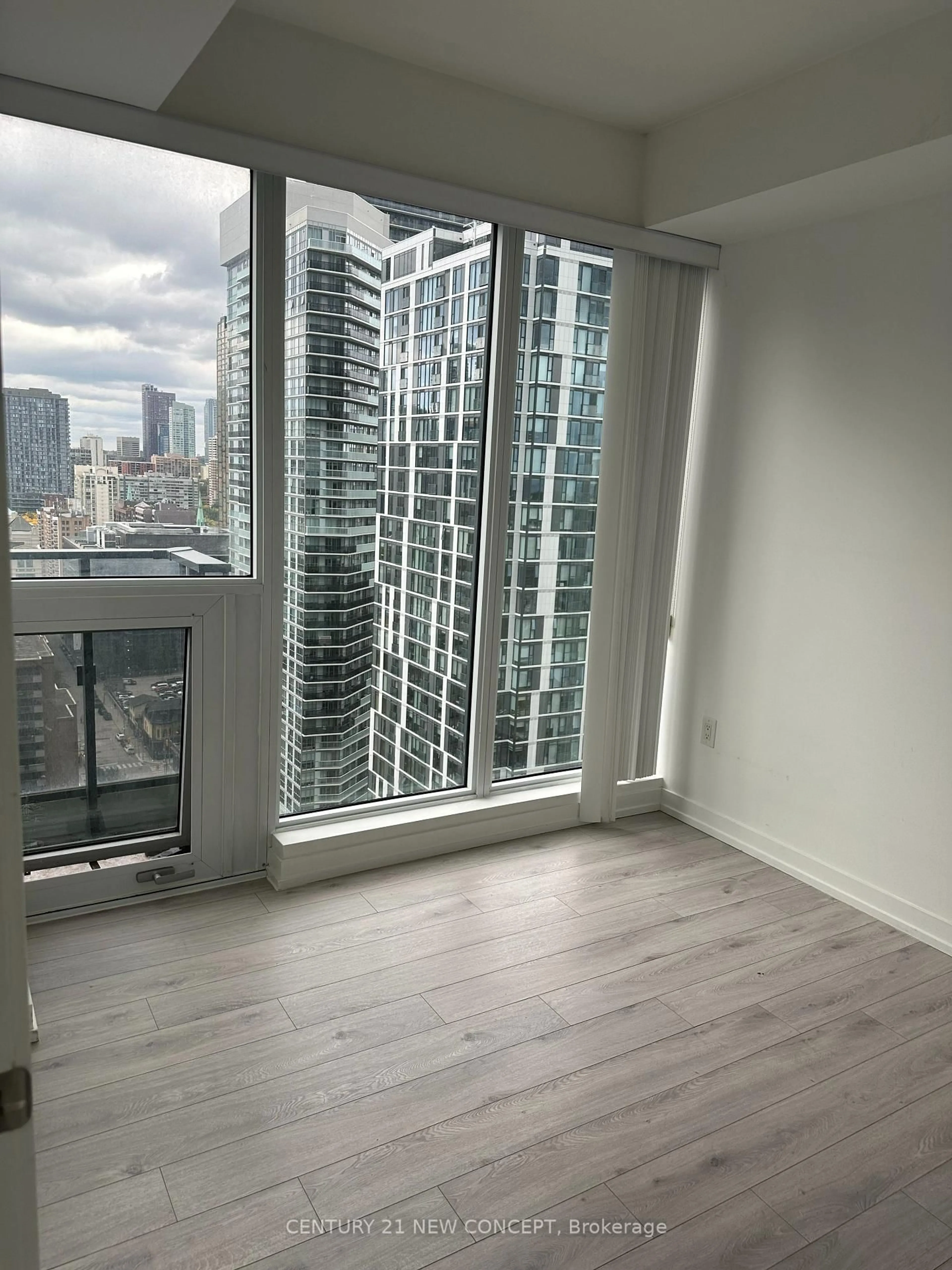 A pic of a room for 77 Shuter St. St #2913, Toronto Ontario M5B 0B8