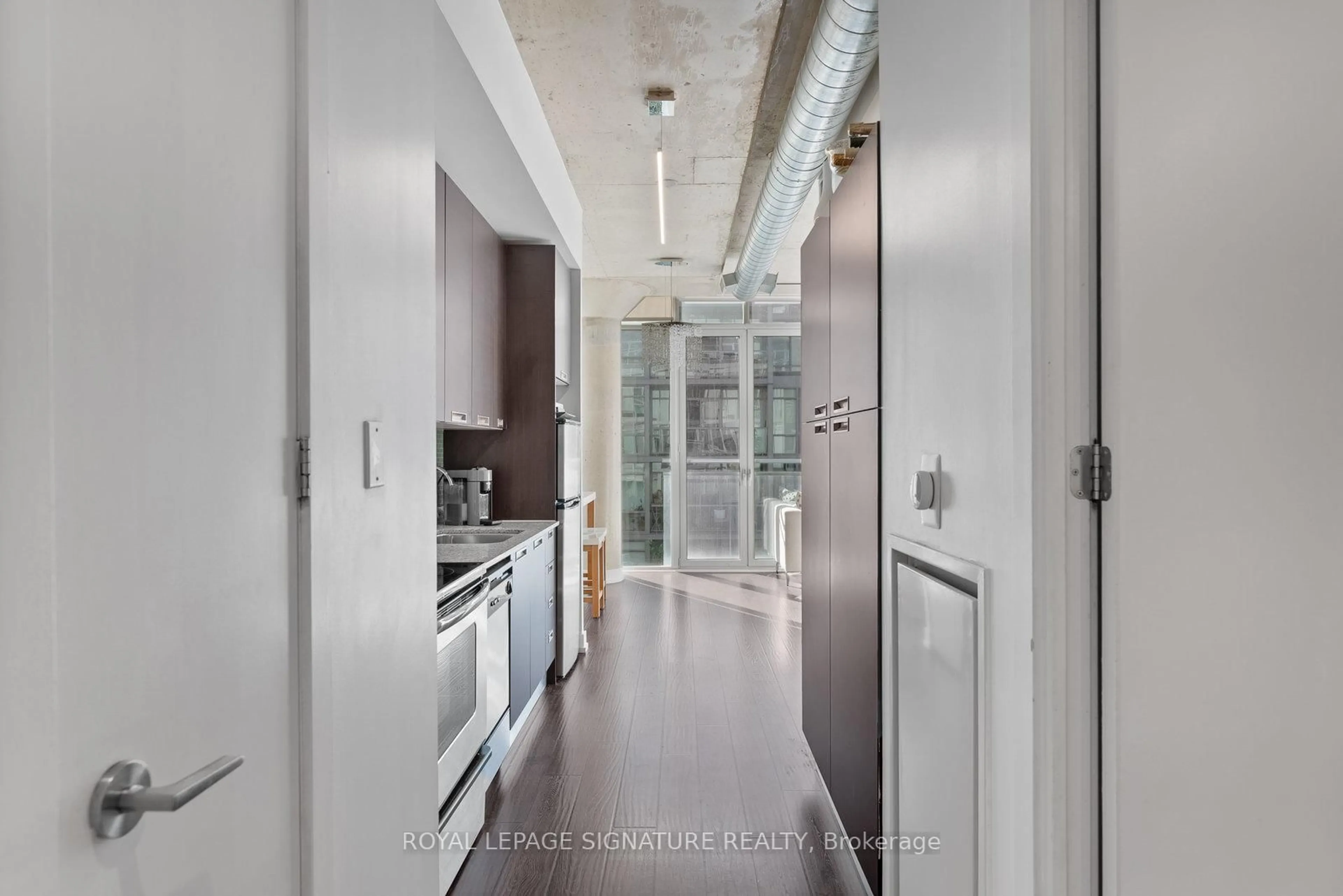 Unknown for 20 Stewart St #504, Toronto Ontario M5V 1H6