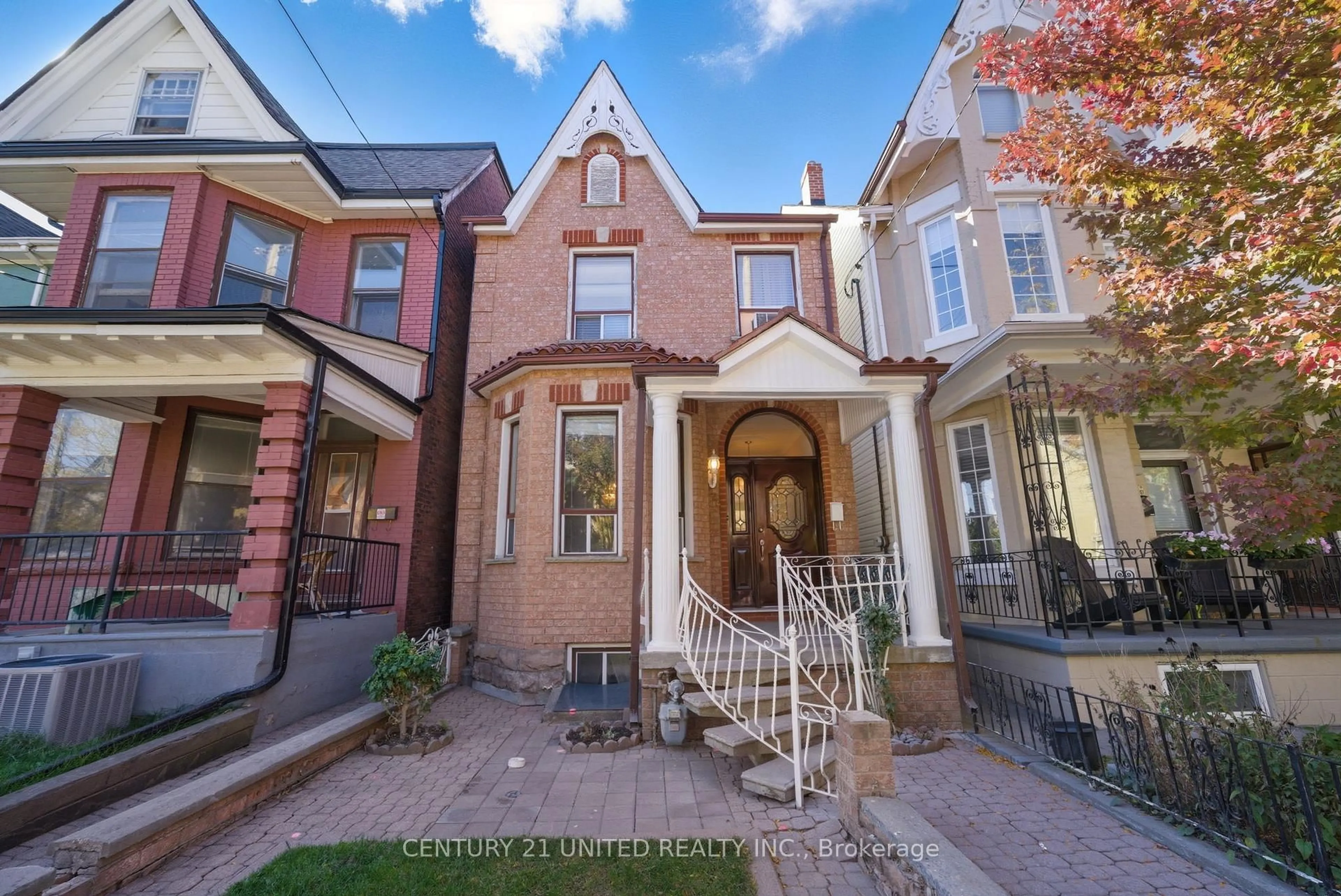 Home with brick exterior material, street for 226 Palmerston Ave, Toronto Ontario M6J 2J4