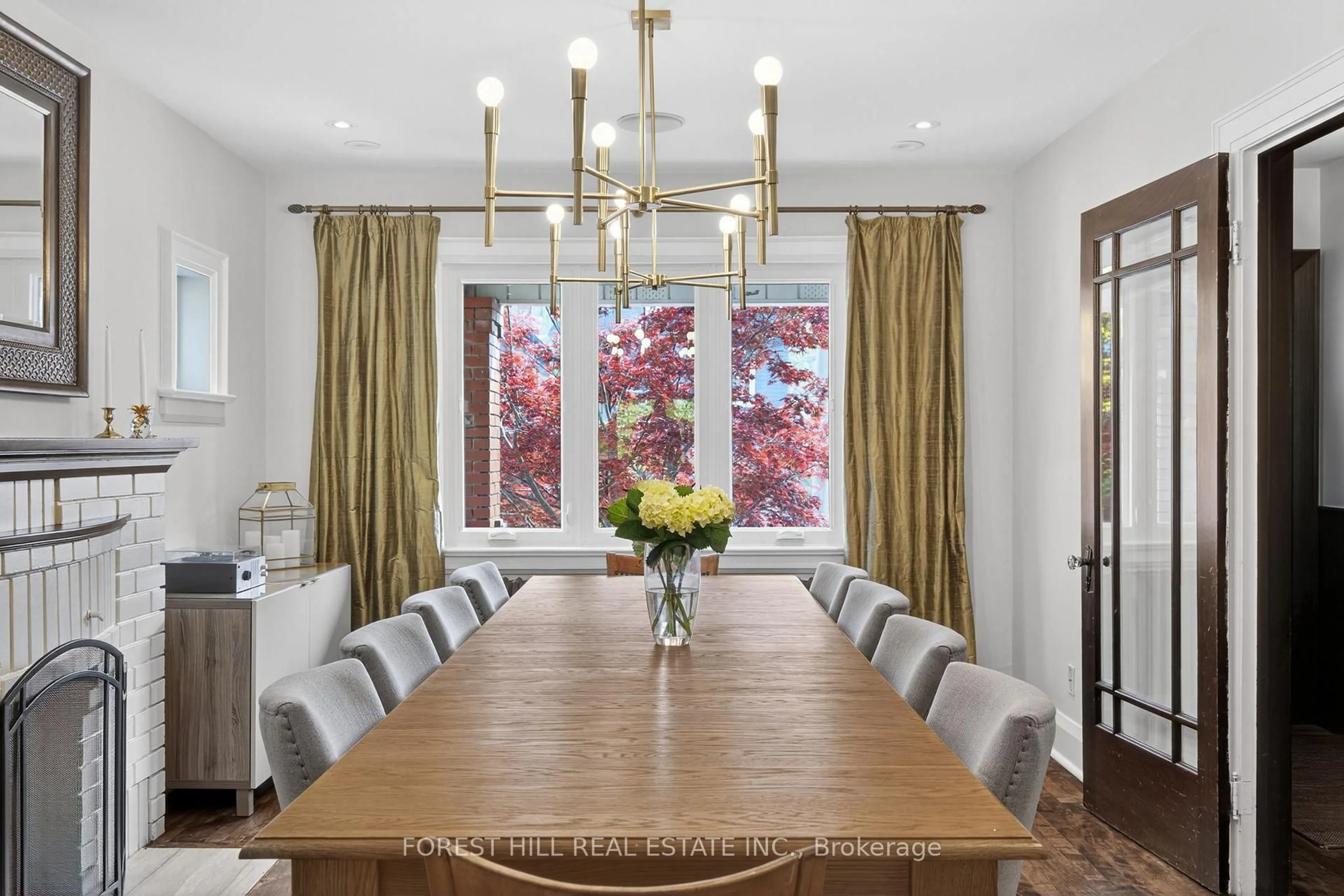 Dining room, wood/laminate floor for 82 Pinewood Ave, Toronto Ontario M6C 2V1