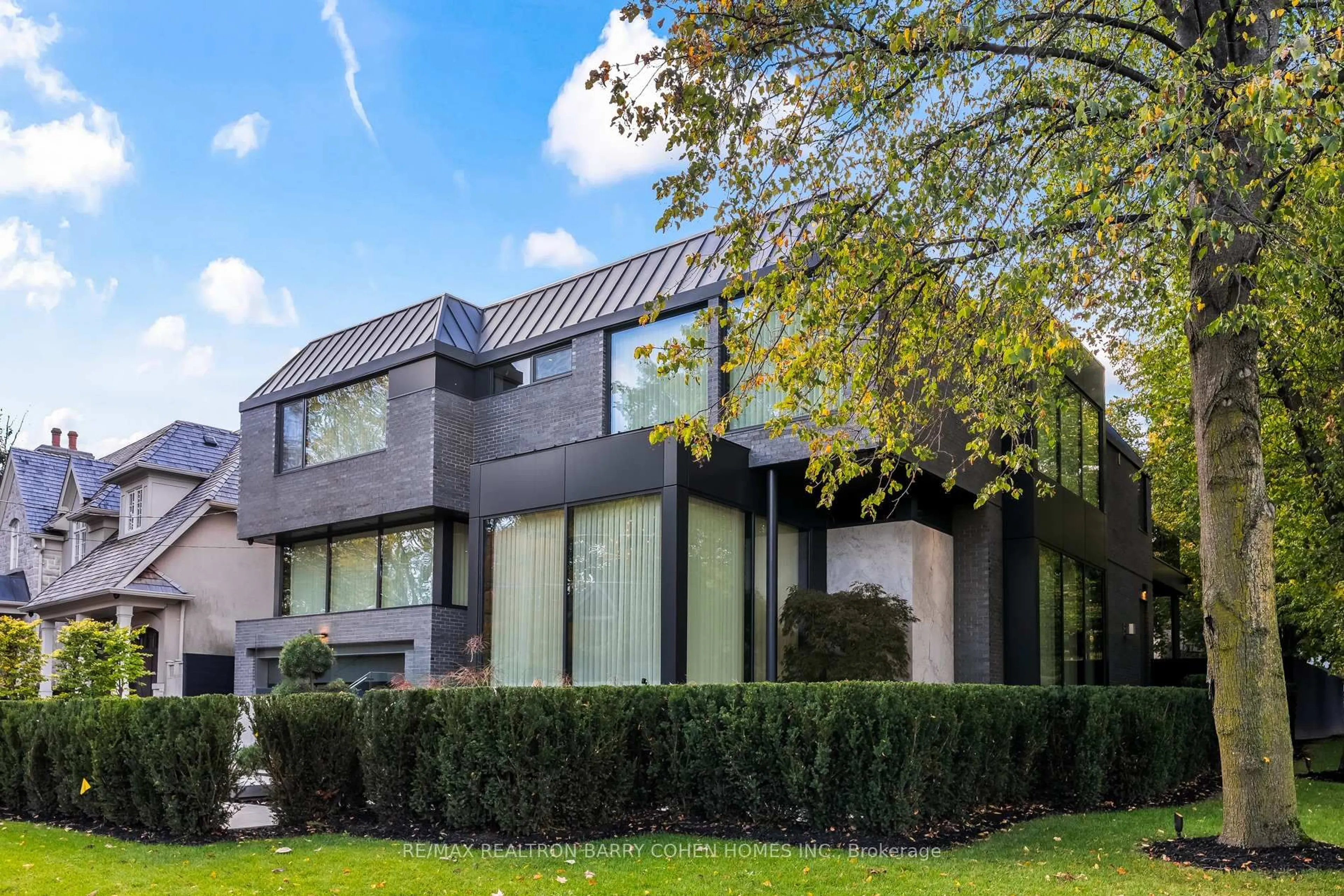 Home with brick exterior material, unknown for 90 Esgore Dr, Toronto Ontario M5M 3R8