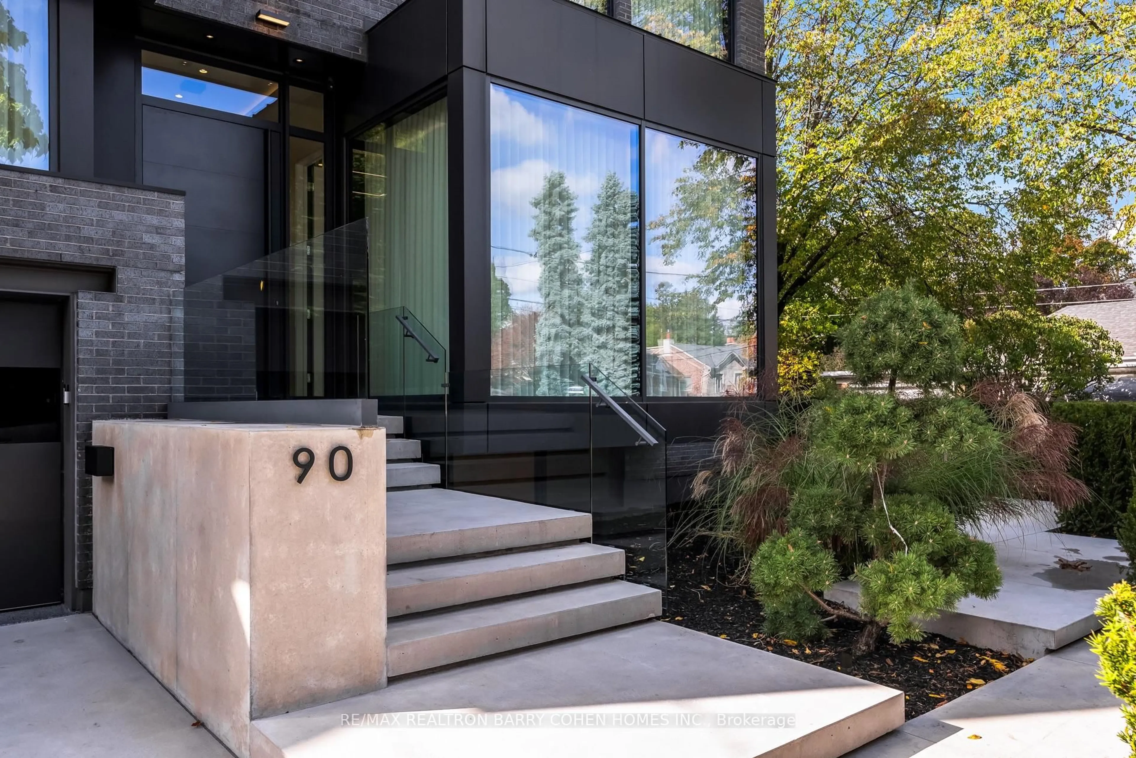 Unknown for 90 Esgore Dr, Toronto Ontario M5M 3R8