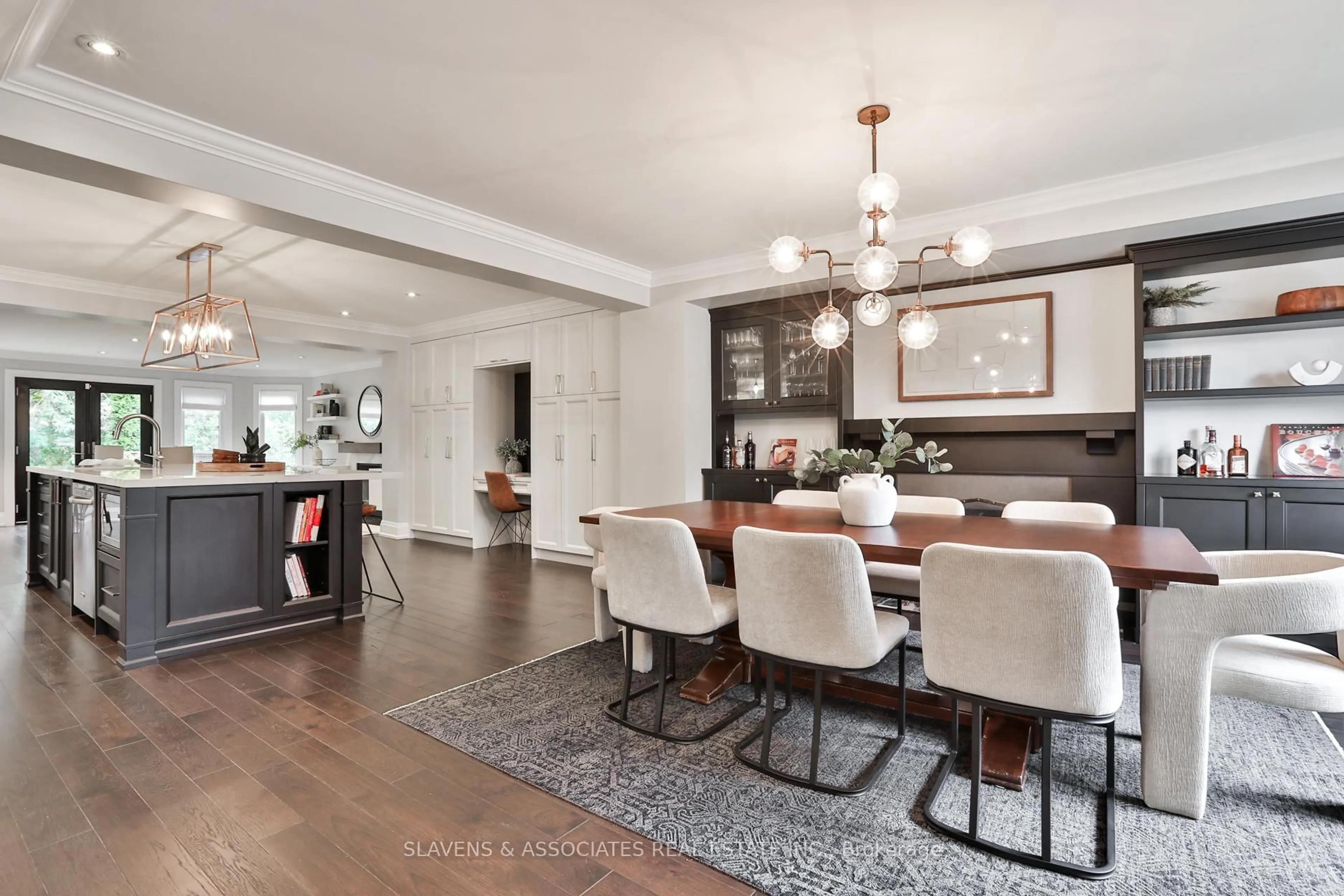 Open concept kitchen, unknown for 122 Wilson Ave, Toronto Ontario M5M 3A1