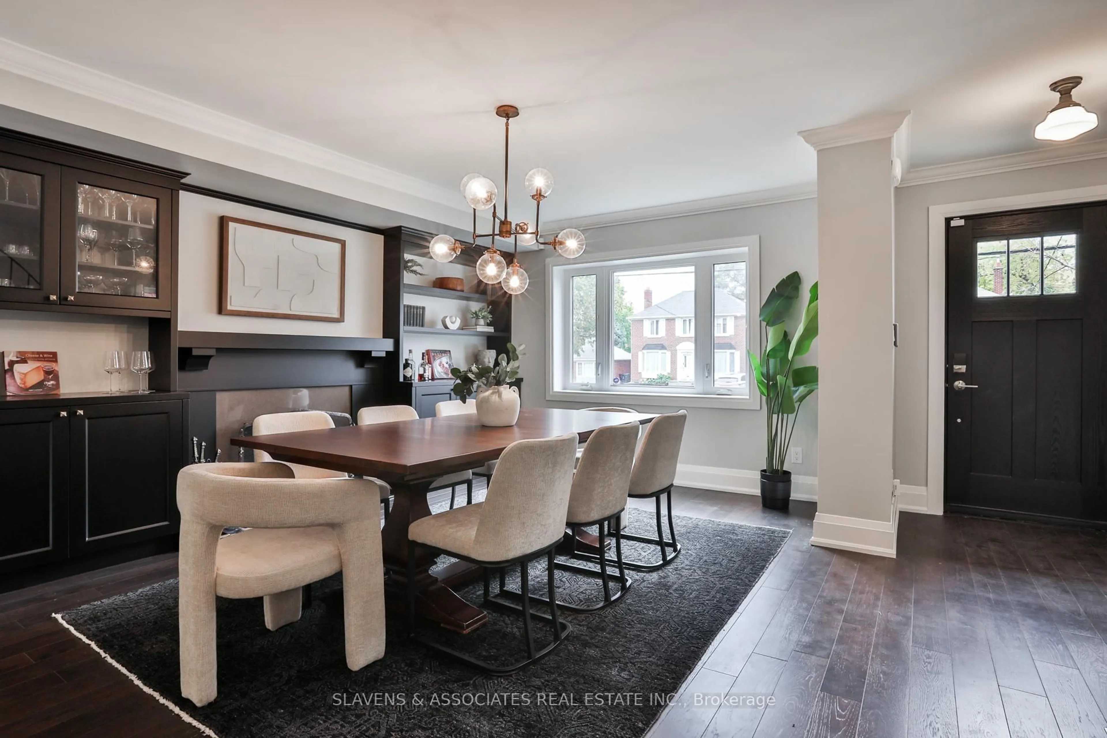 Dining room, unknown for 122 Wilson Ave, Toronto Ontario M5M 3A1