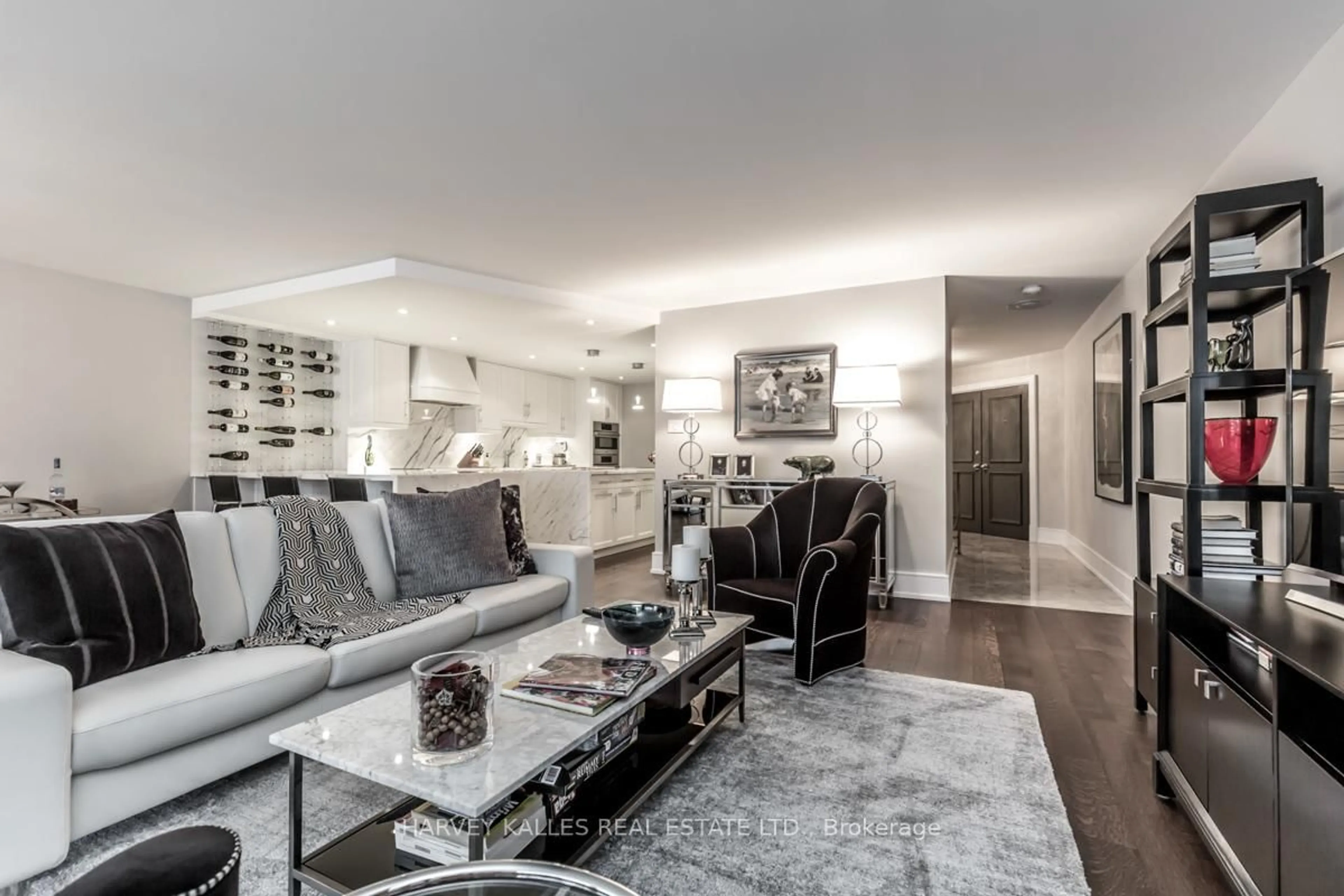 Living room with furniture, unknown for 110 Bloor St #1309, Toronto Ontario M5S 2W7