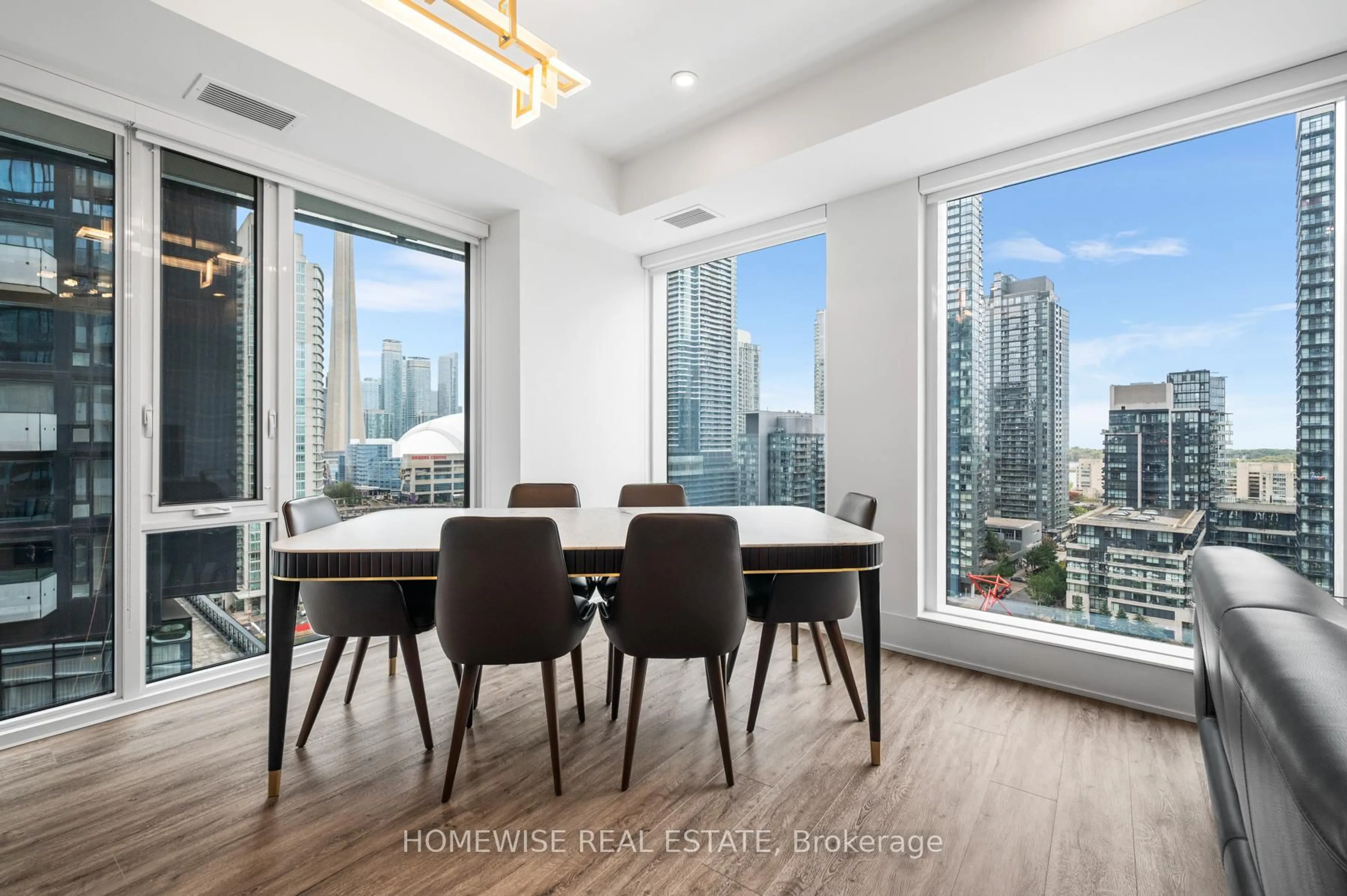 Dining room, wood/laminate floor for 470 Front St #1012, Toronto Ontario M5V 0V6