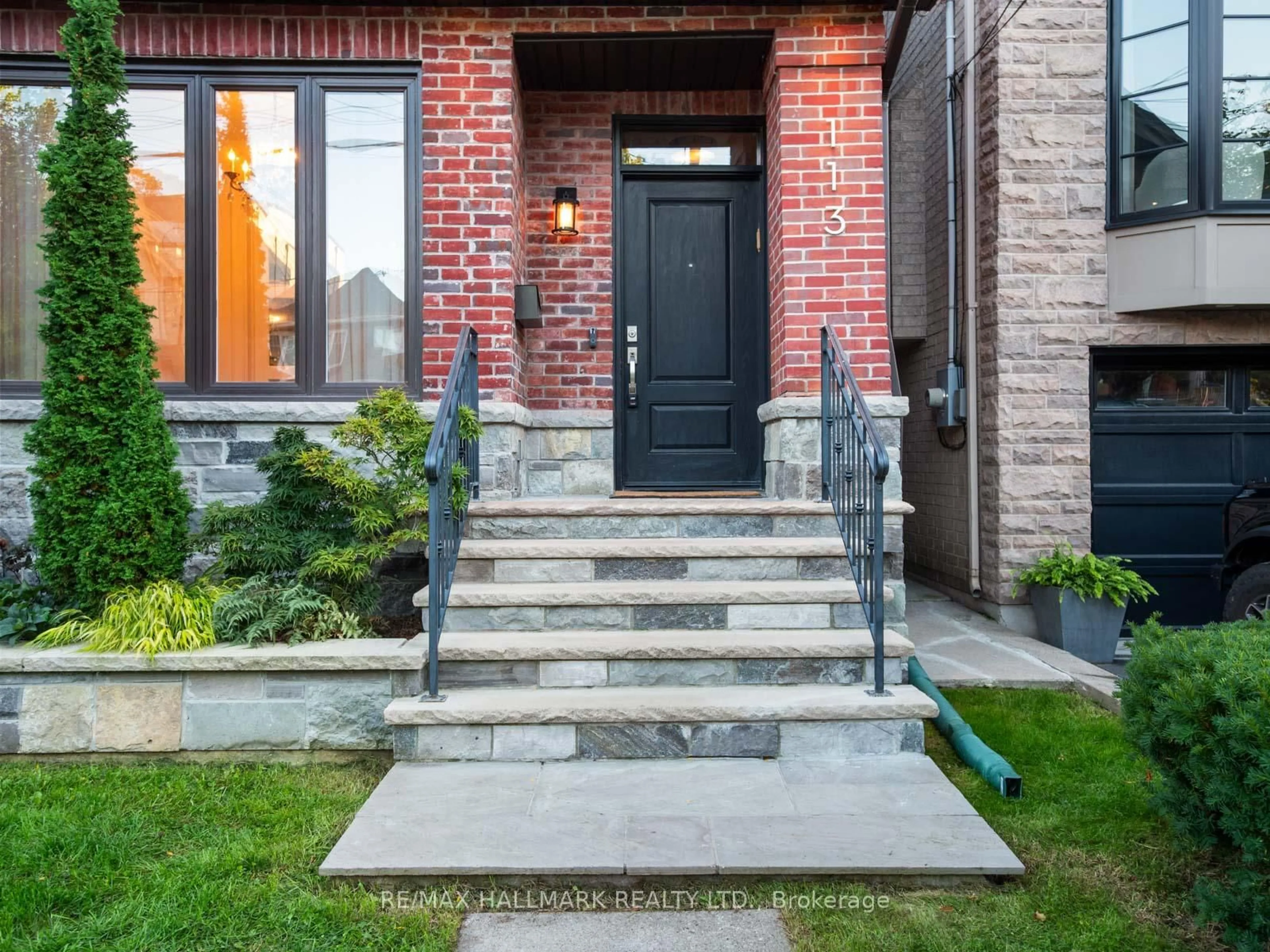 Home with brick exterior material, street for 113 Melrose Ave, Toronto Ontario M5M 1Y8