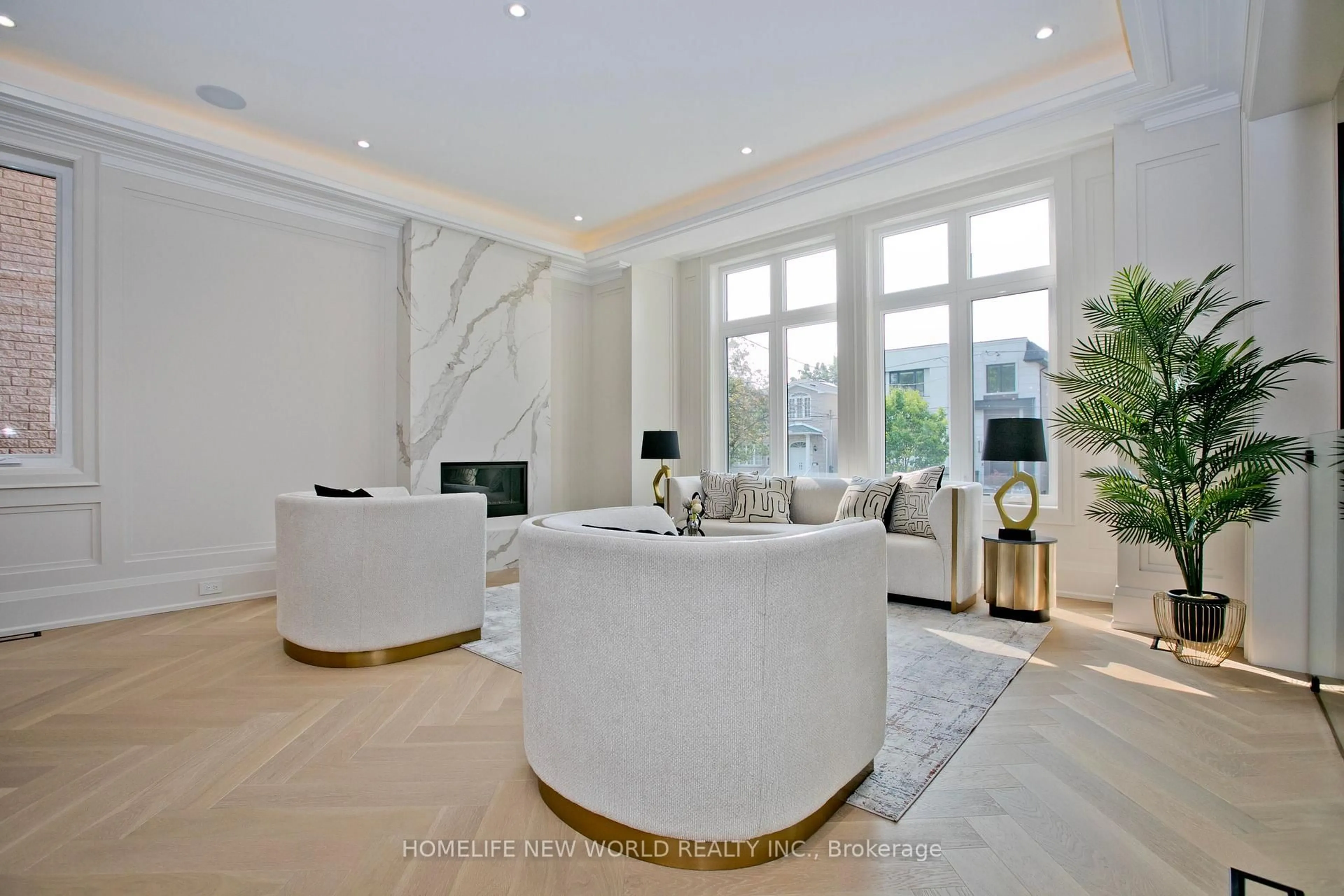 Unknown for 70 Abitibi Ave, Toronto Ontario M2M 2V4