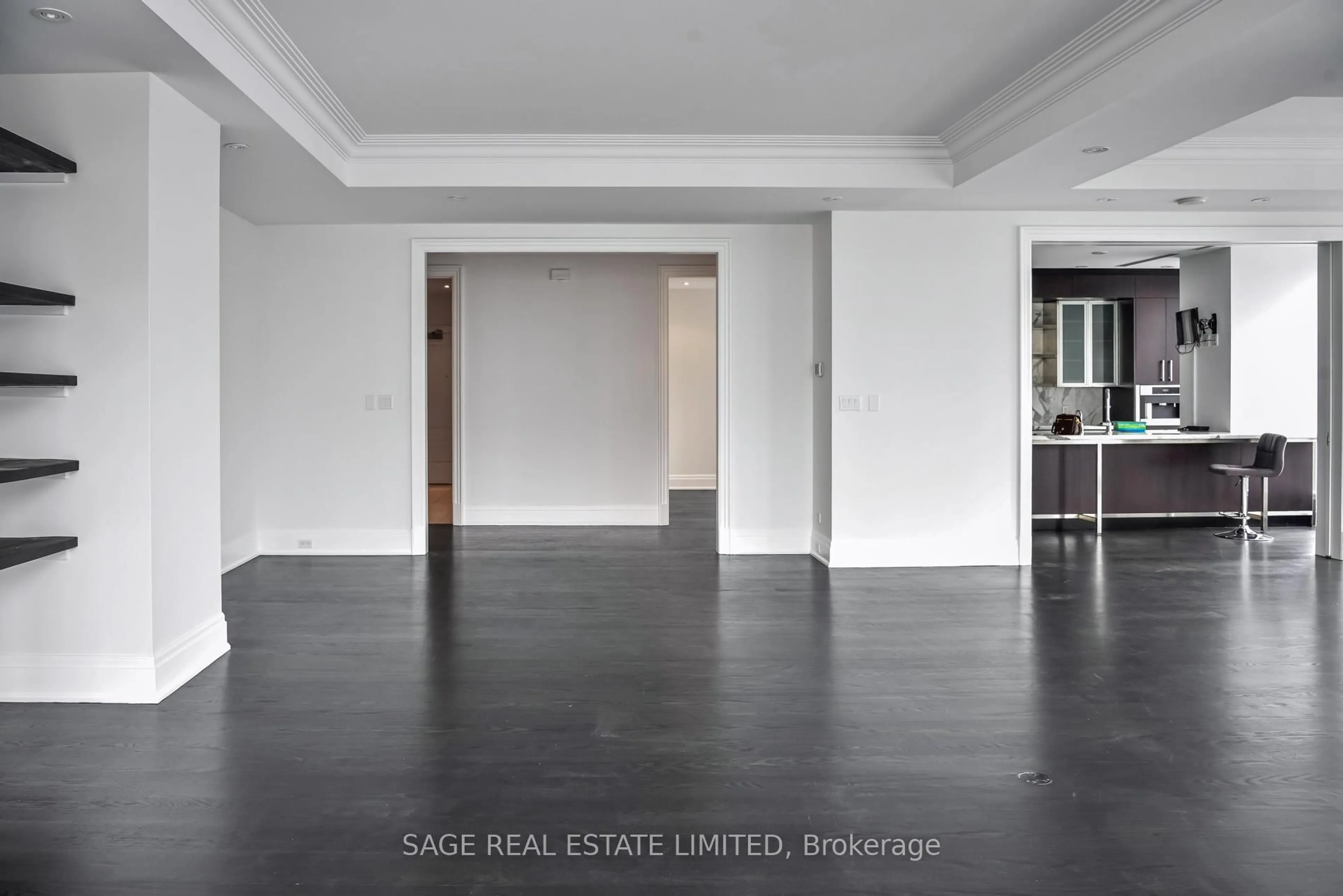 A pic of a room for 50 Yorkville Ave #3103, Toronto Ontario M4W 0A4