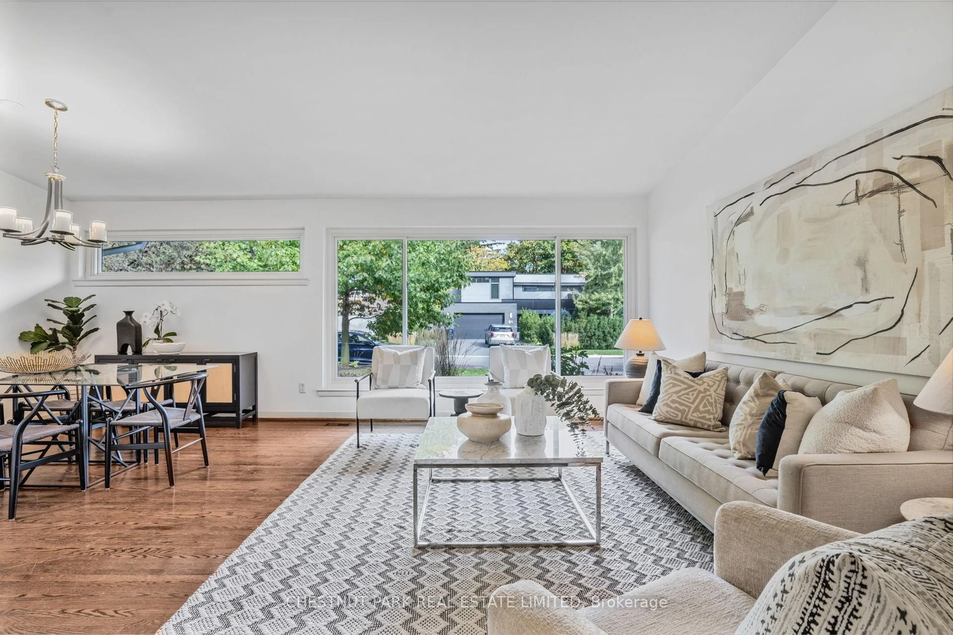 Living room with furniture, unknown for 62 Talwood Dr, Toronto Ontario M3B 2P5