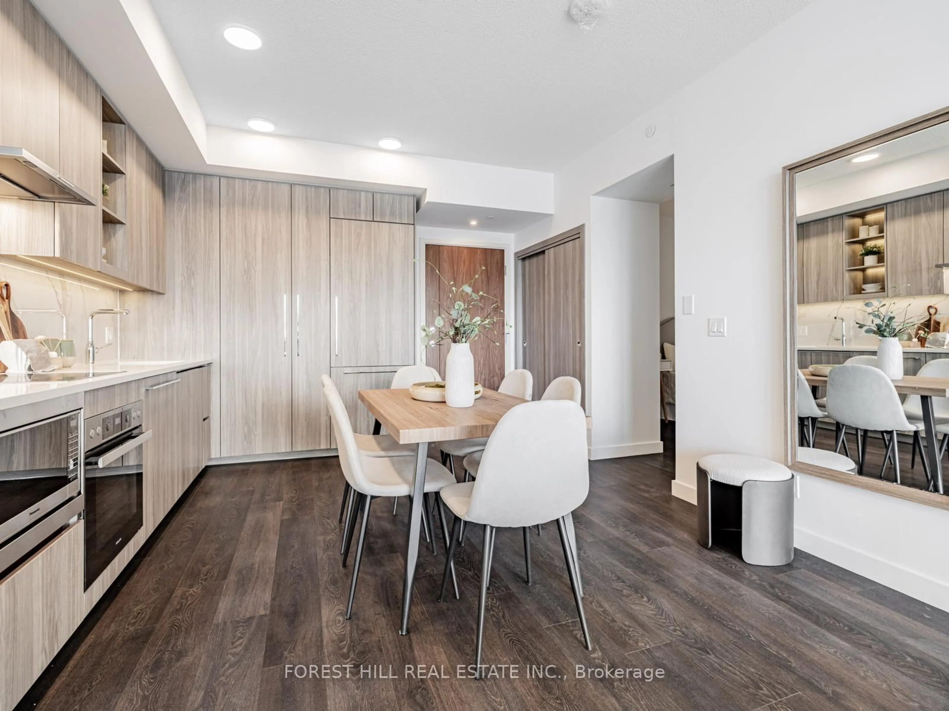 Open concept kitchen, unknown for 27 Mcmahon Dr #2706, Toronto Ontario M2K 0J2