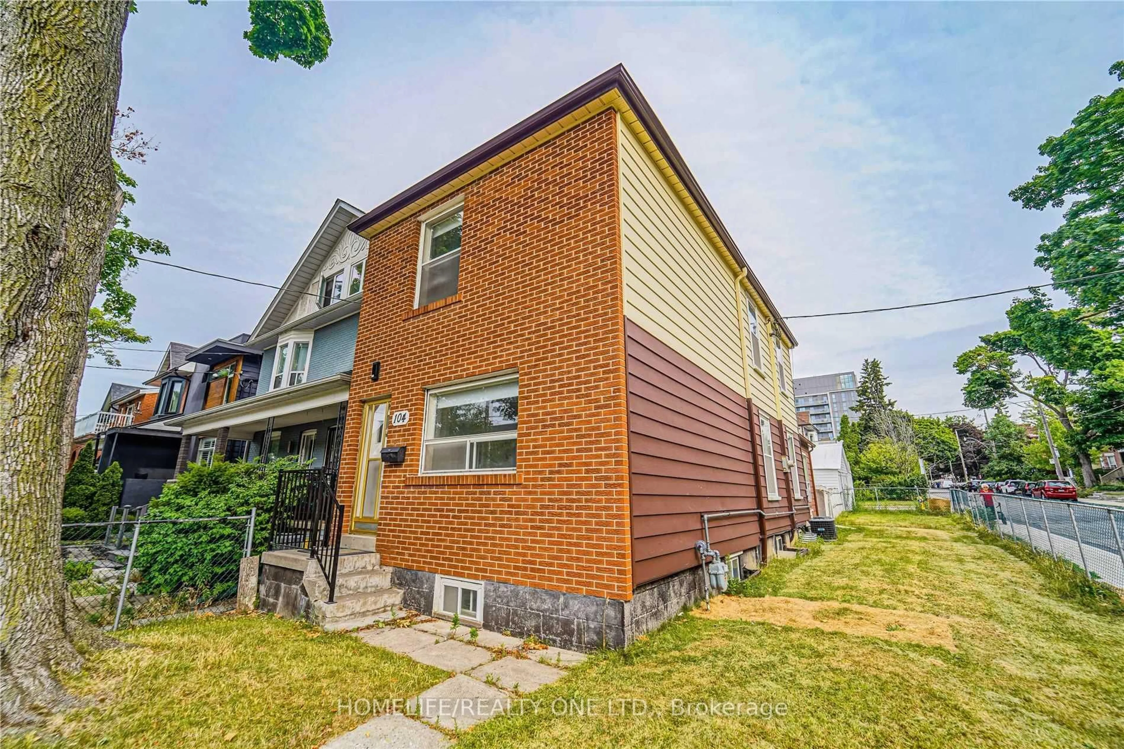 Home with brick exterior material, street for 104 Benson Ave, Toronto Ontario M6G 2J1