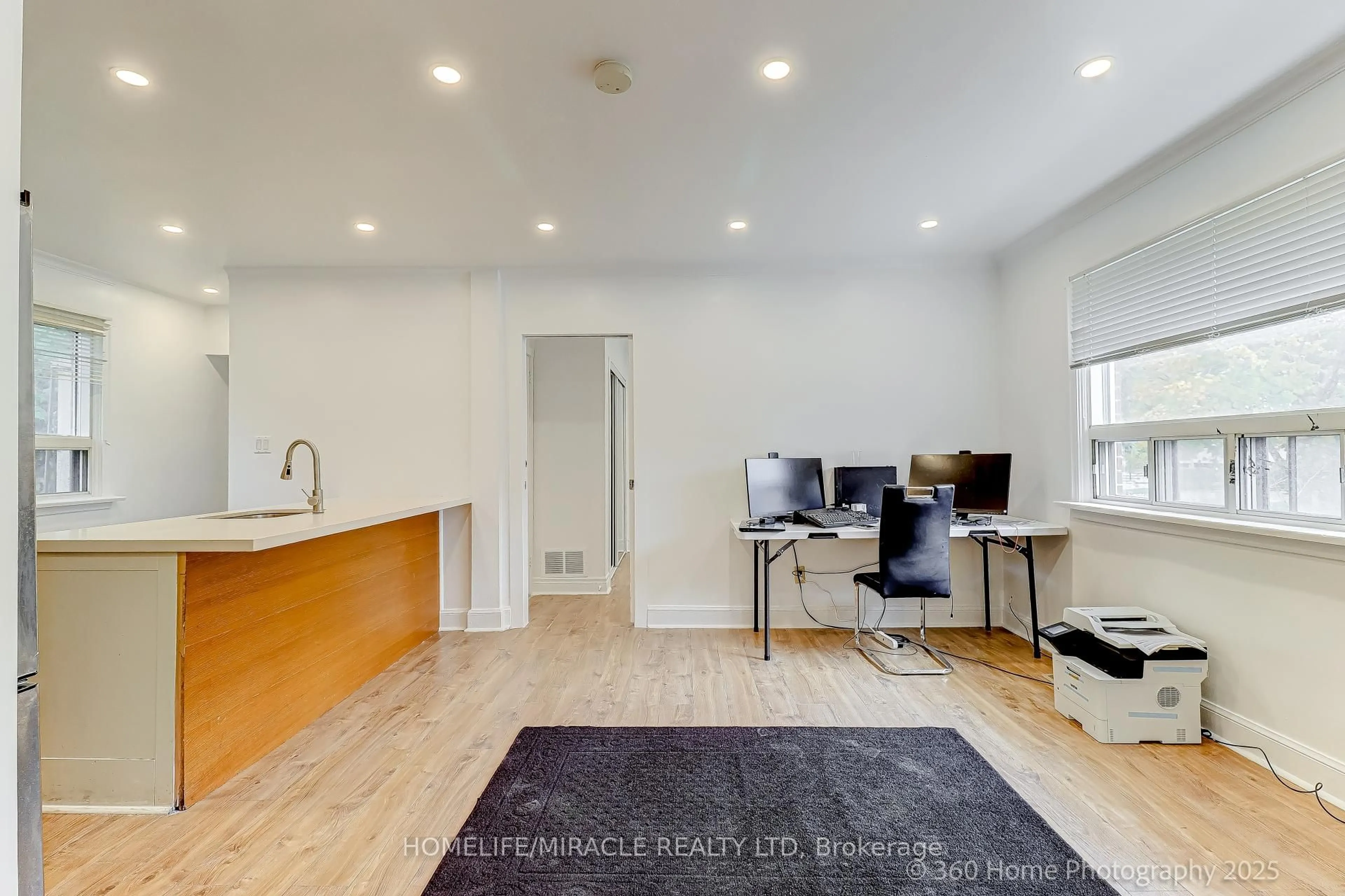 A pic of a room for 106 Johnston Ave, Toronto Ontario M2N 1H2