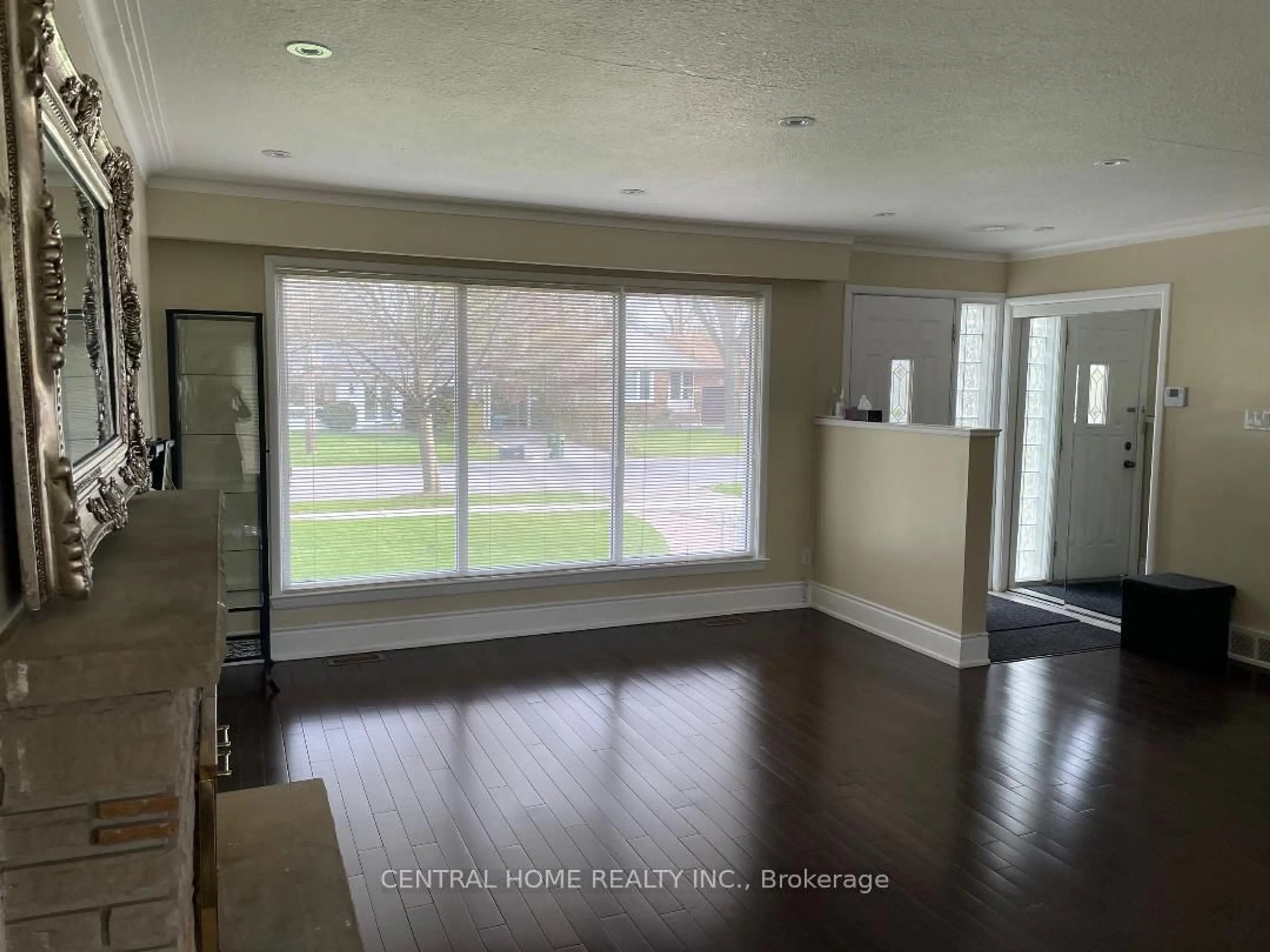 A pic of a room for 20 Goulding Ave, Toronto Ontario M2M 1K9
