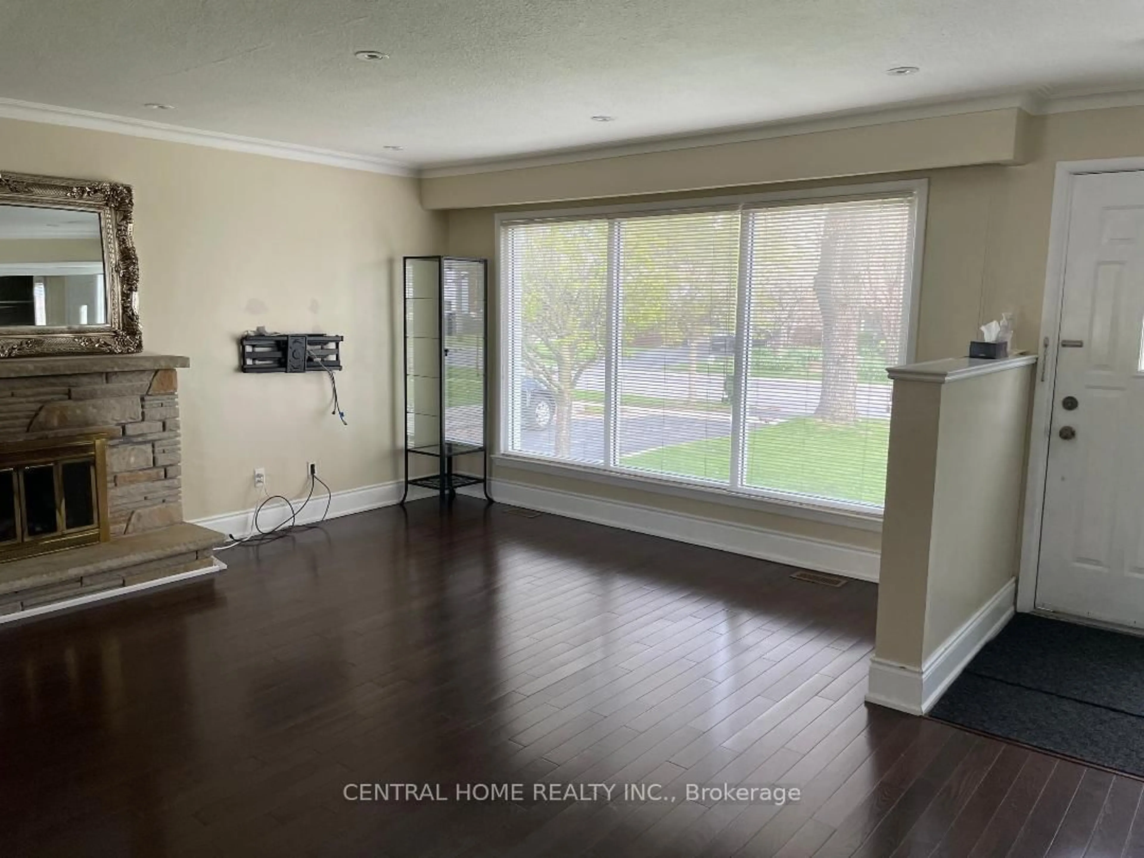 A pic of a room for 20 Goulding Ave, Toronto Ontario M2M 1K9