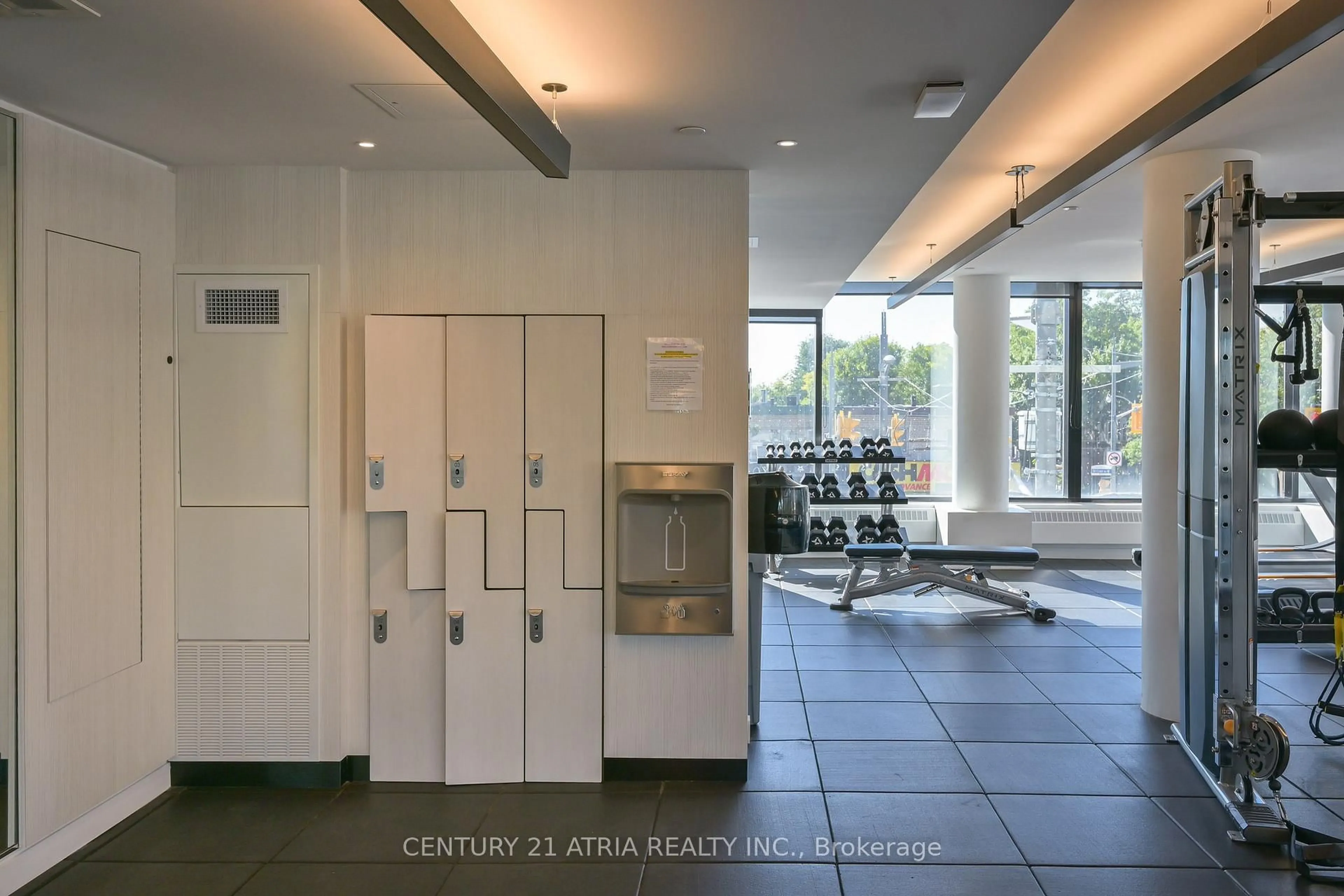 Indoor foyer for 185 Alberta Ave #303, Toronto Ontario M6C 0A5