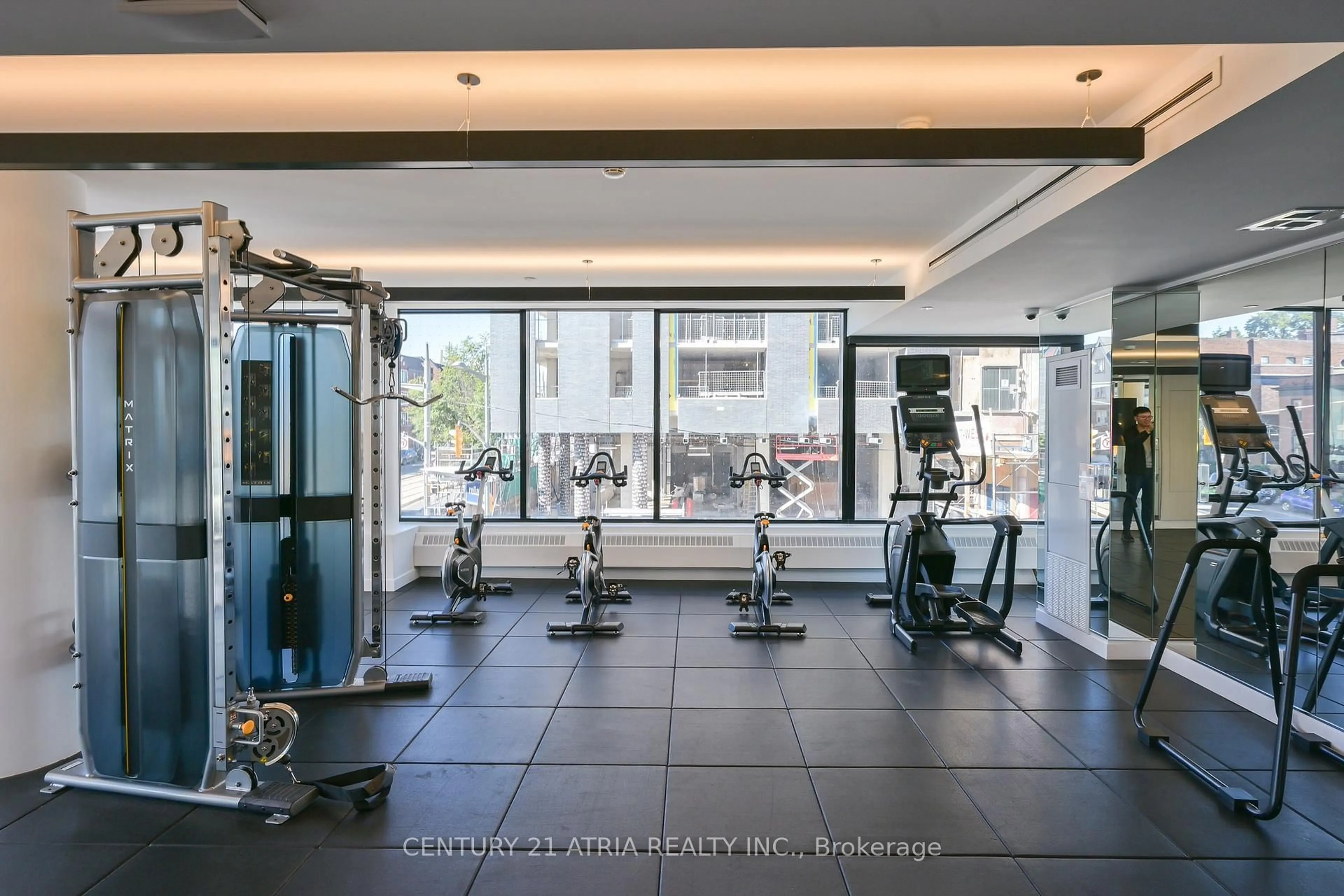 Gym or fitness room for 185 Alberta Ave #303, Toronto Ontario M6C 0A5
