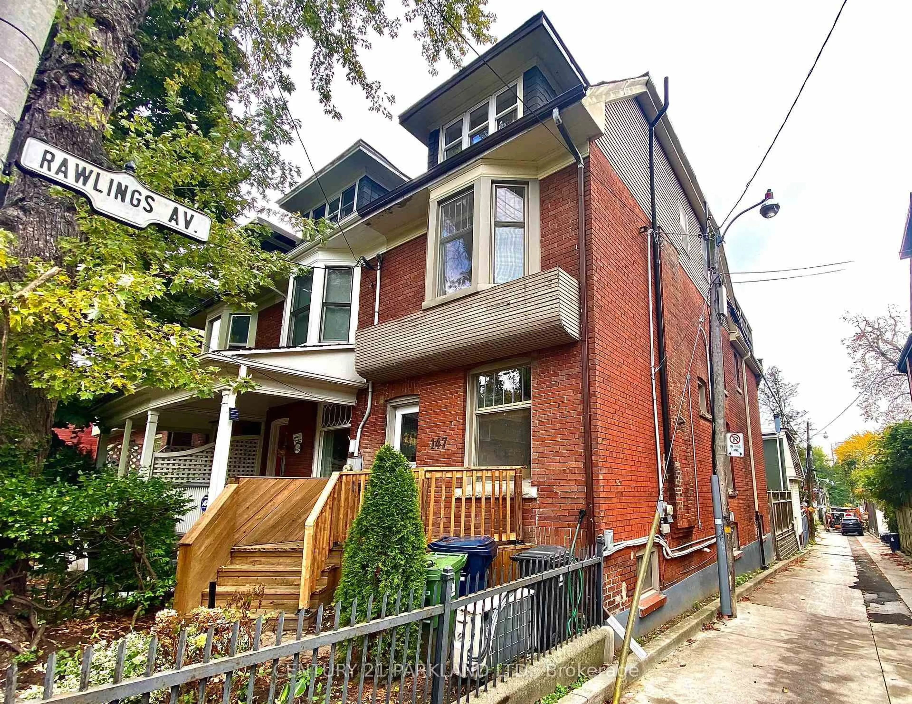 Home with brick exterior material, street for 147 Winchester St, Toronto Ontario M4X 1B5