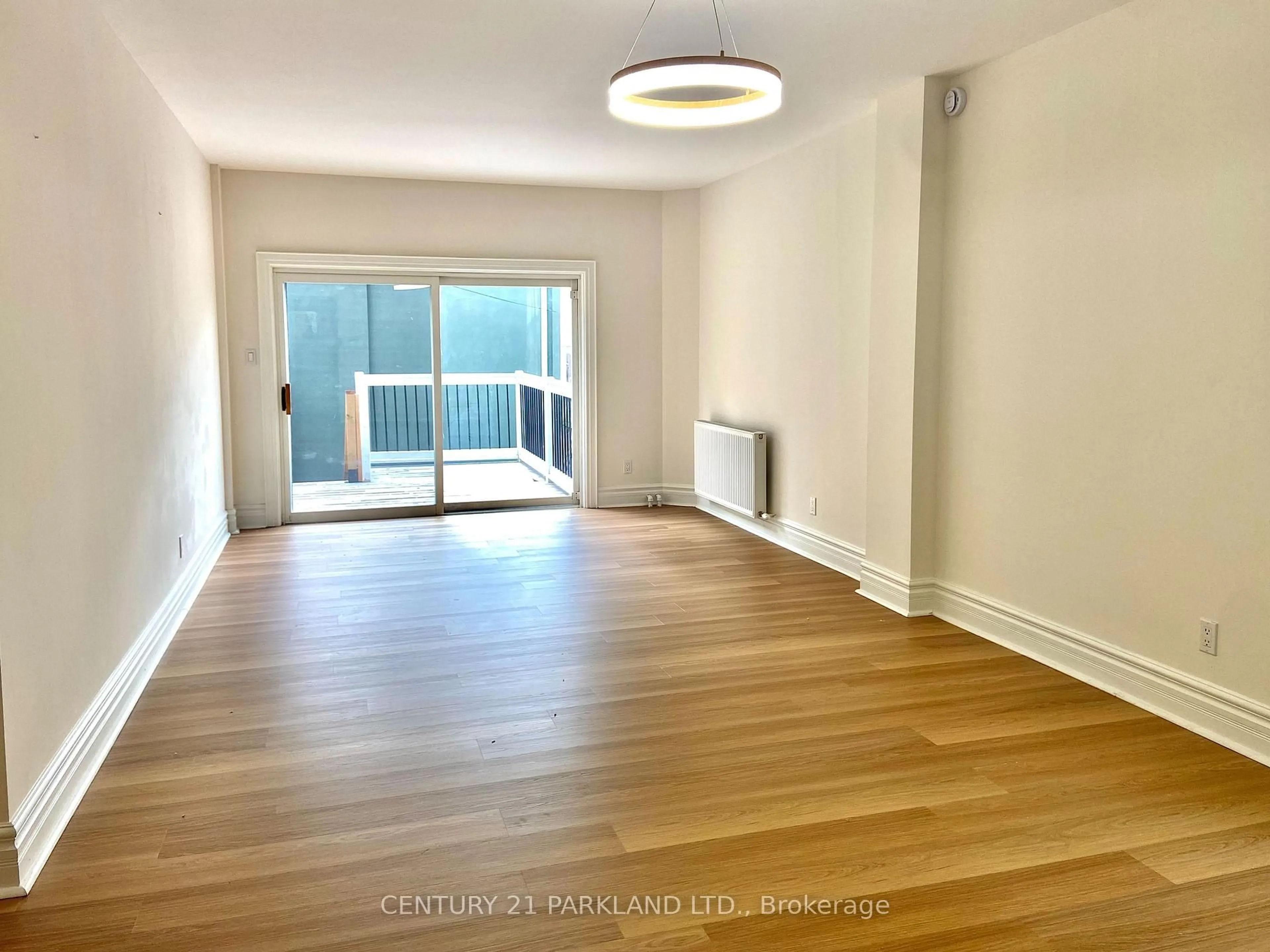 A pic of a room for 147 Winchester St, Toronto Ontario M4X 1B5