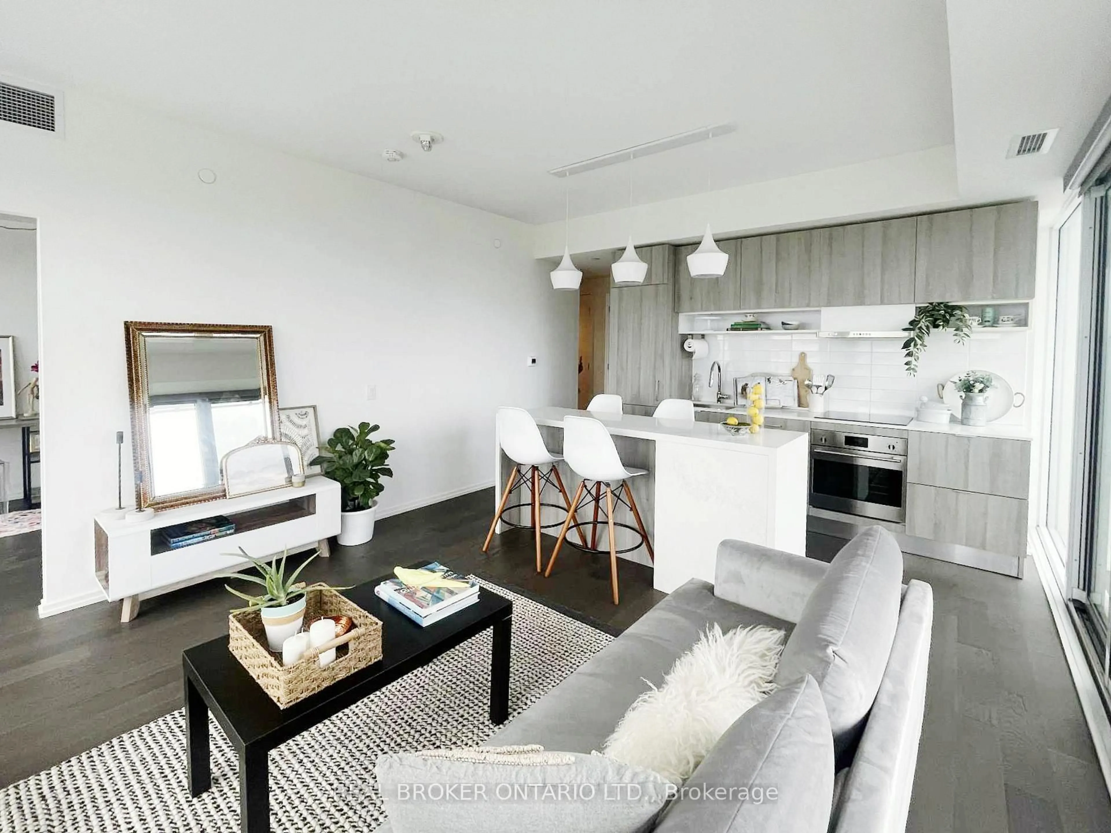 Open concept kitchen, unknown for 5 Soudan Ave #2004, Toronto Ontario M4S 0B1
