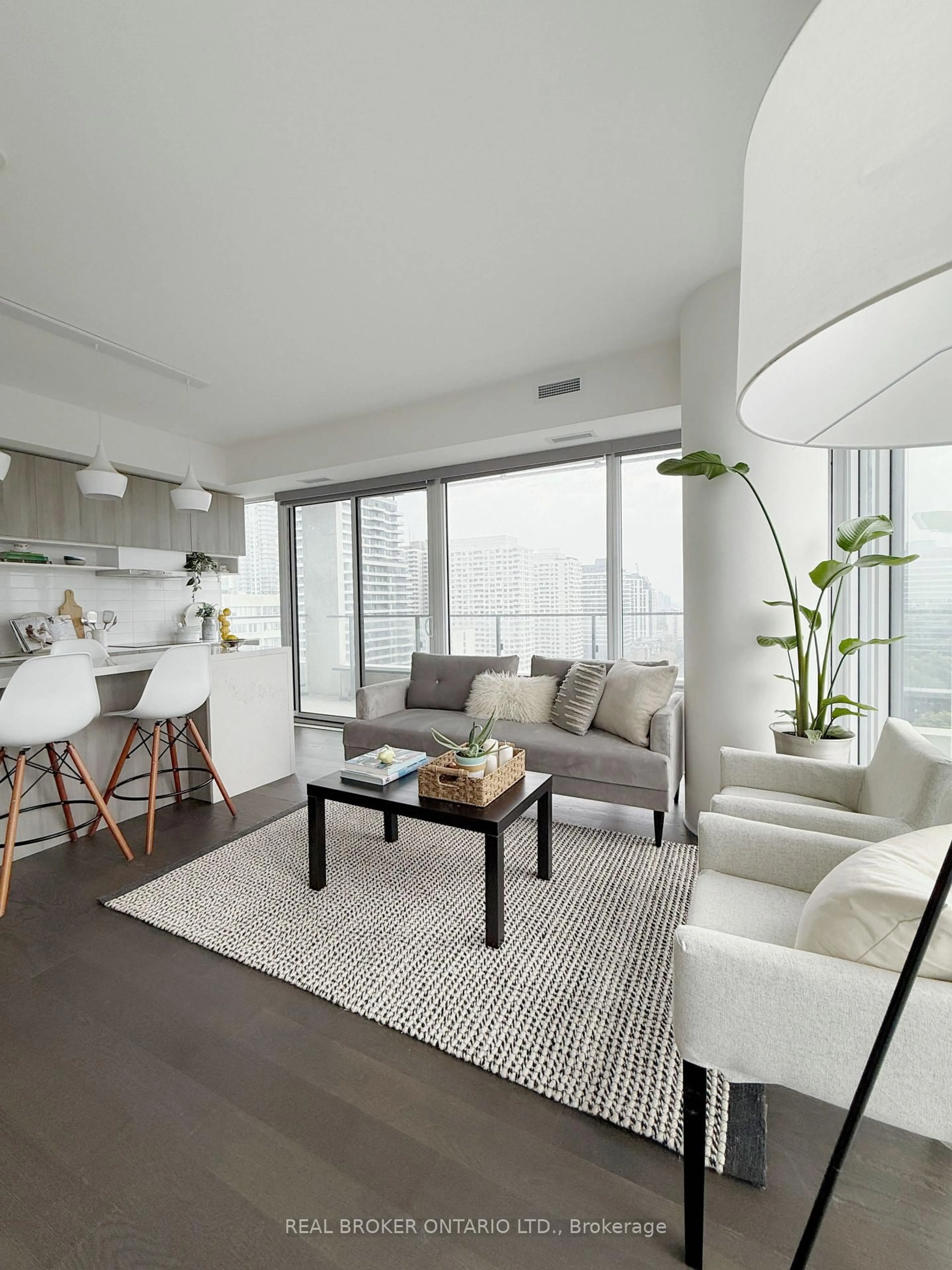 Living room with furniture, unknown for 5 Soudan Ave #2004, Toronto Ontario M4S 0B1