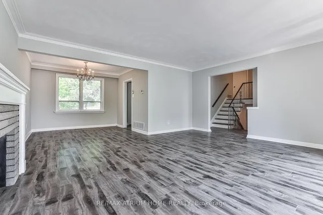 104 Maxome Ave, Toronto 3