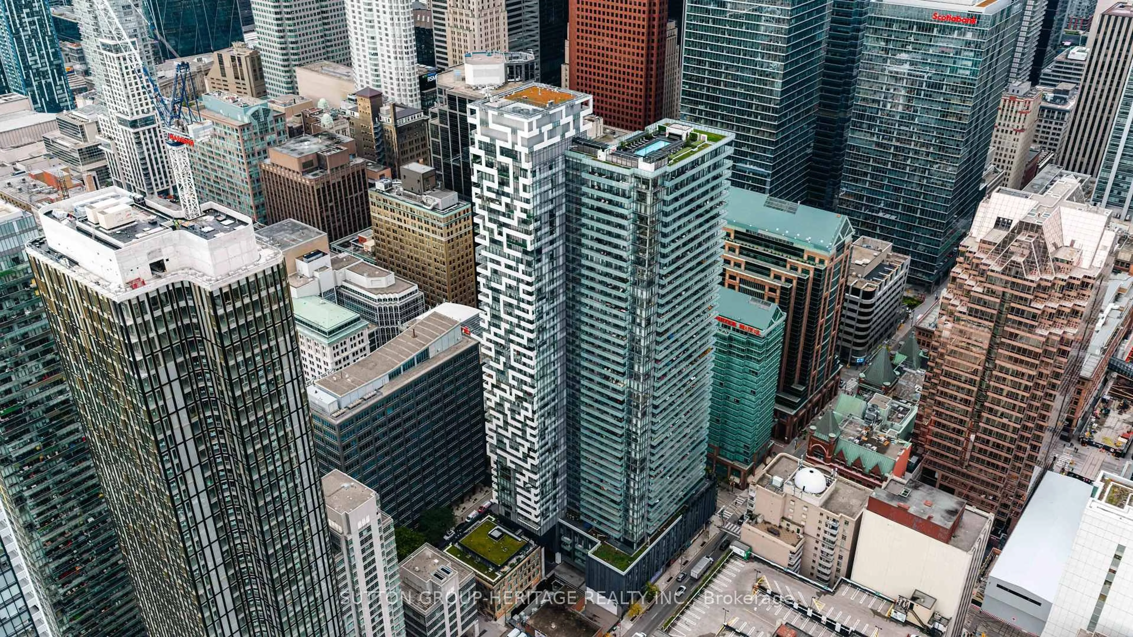 A pic from outside/outdoor area/front of a property/back of a property/a pic from drone, city buildings view from balcony for 20 Lombard St #4006, Toronto Ontario M5C 1M1