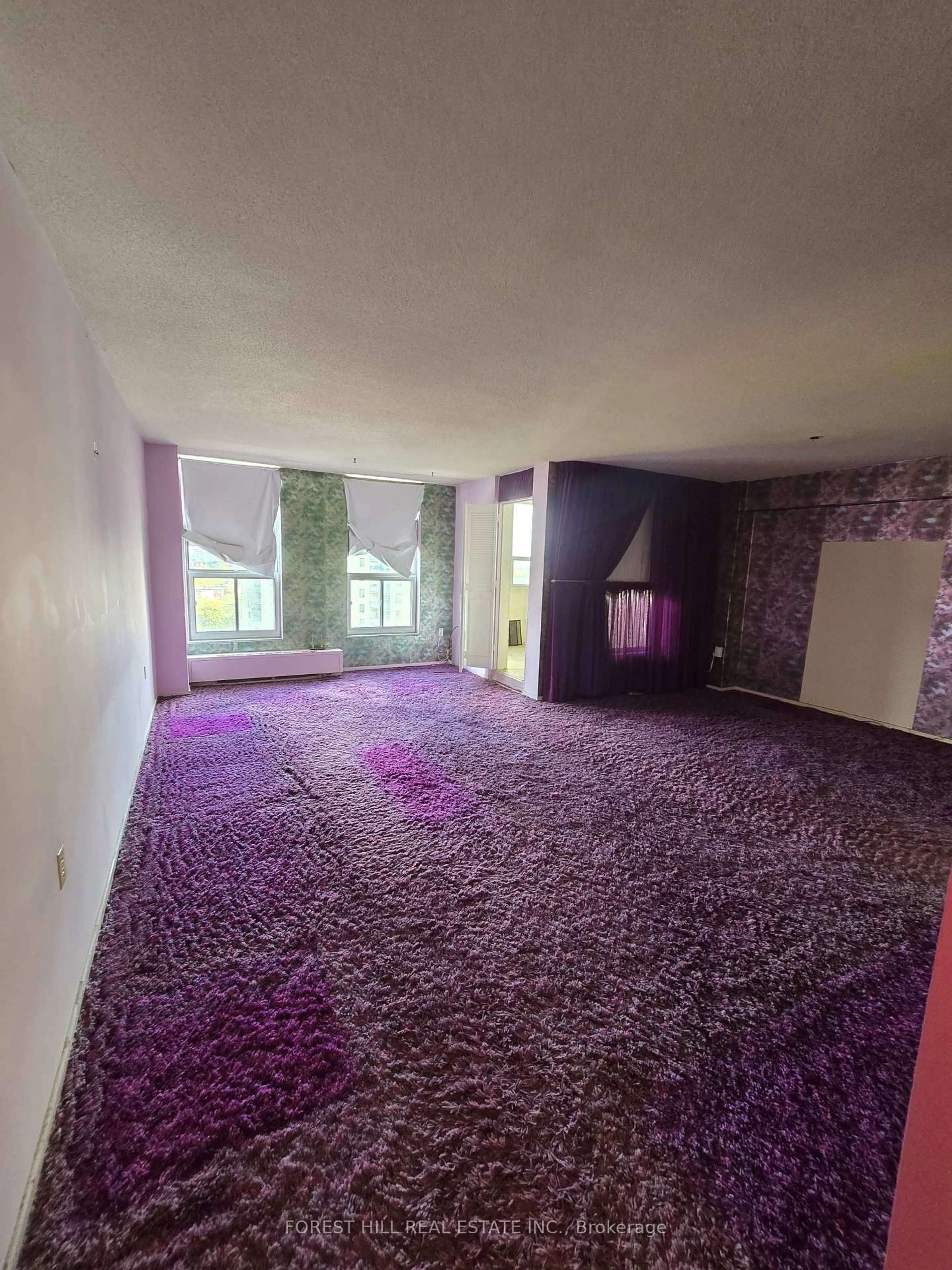 A pic of a room for 130 Neptune Dr #1109, Toronto Ontario M6A 1X5