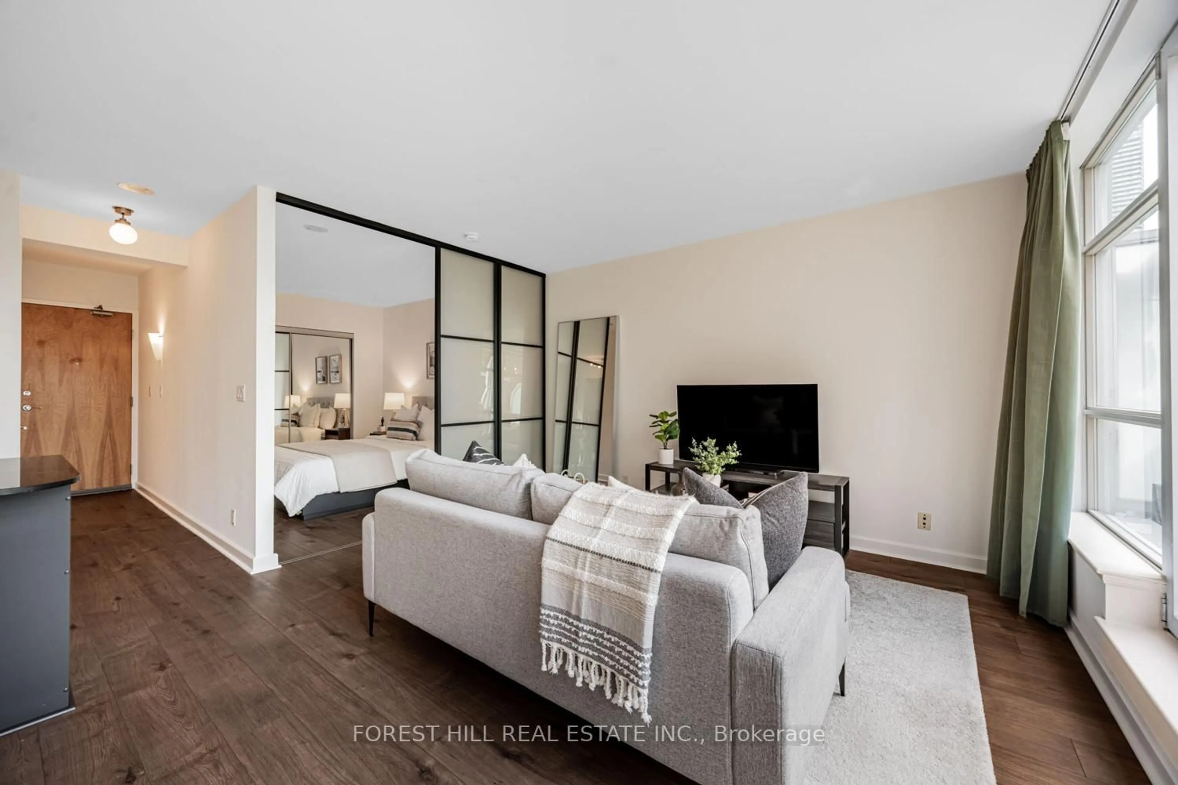 Living room with furniture, unknown for 350 Wellington St #306, Toronto Ontario M5V 3W9