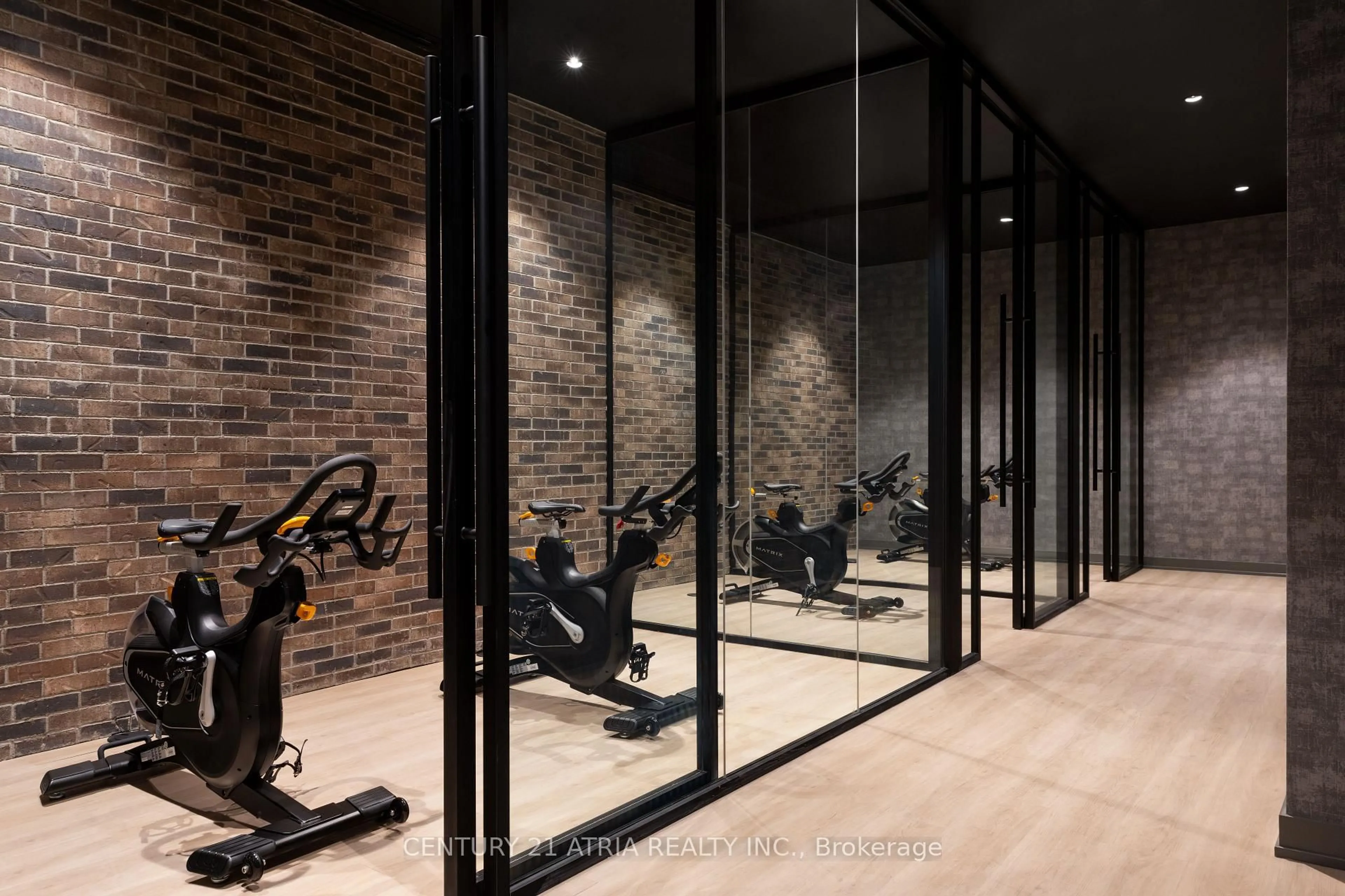 Gym or fitness room for 252 Church St #2303, Toronto Ontario M5B 0E6