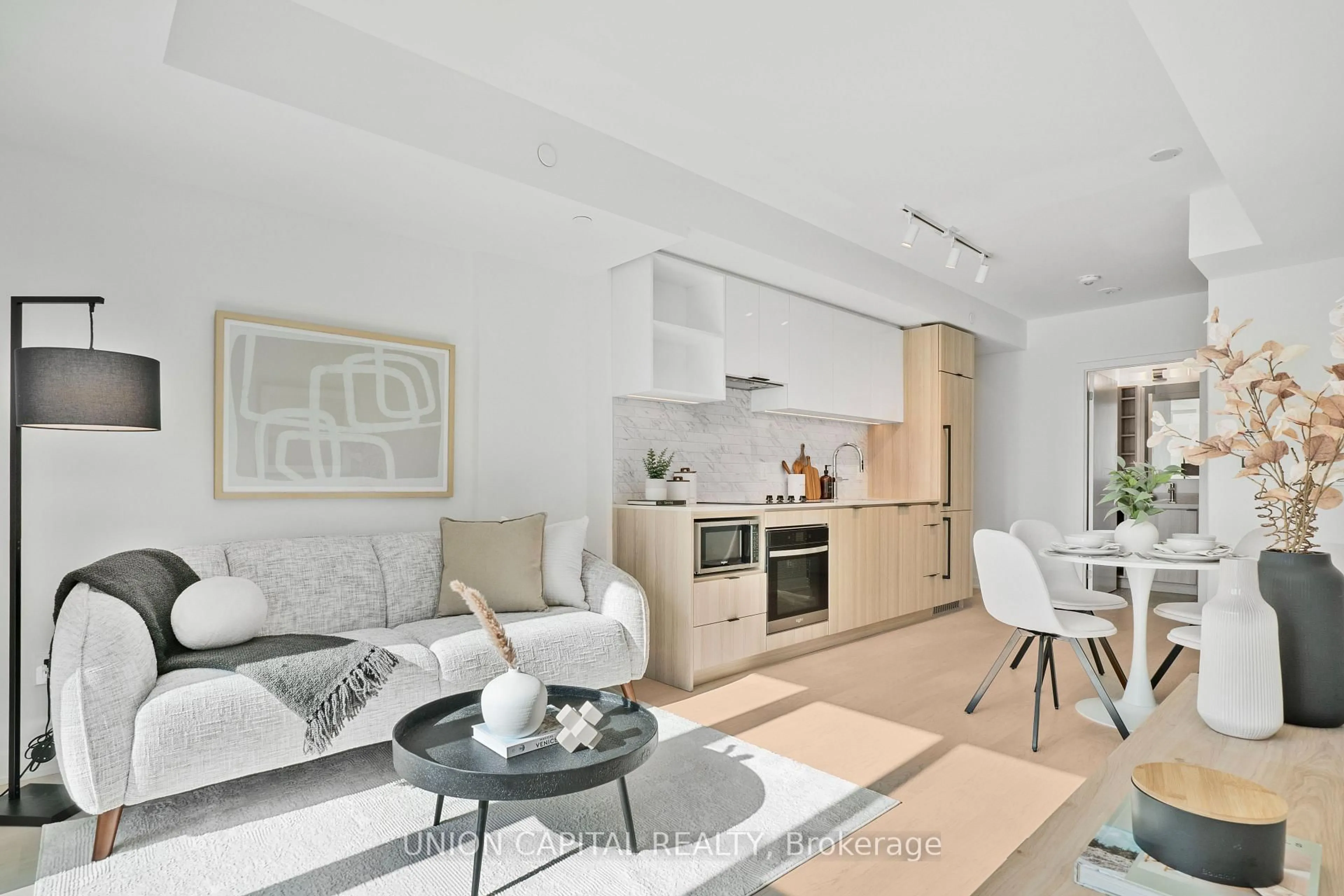 Open concept kitchen, unknown for 252 Church St #711, Toronto Ontario M5B 0E6