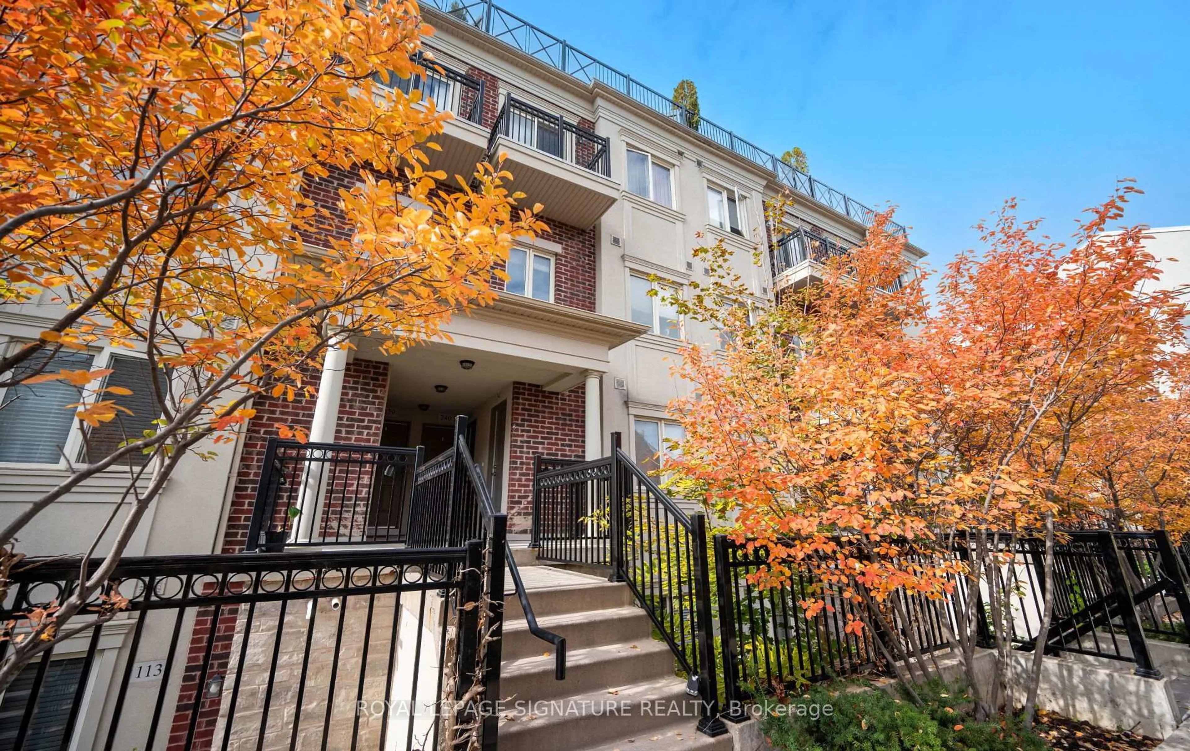 Patio, street for 15 Coneflower Cres #240, Toronto Ontario M2R 0A5