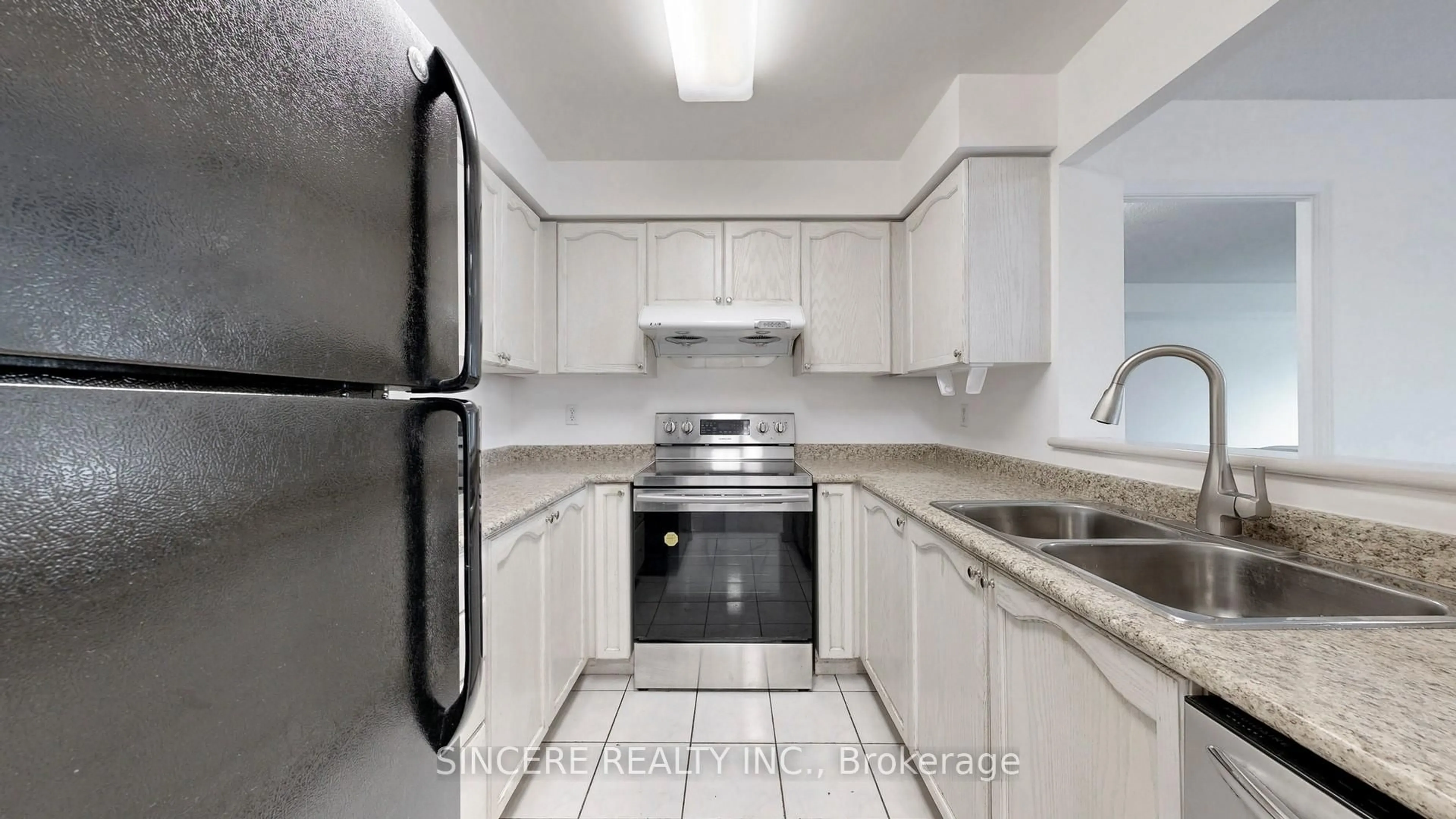 Standard kitchen, unknown for 39 Pemberton Ave #310, Toronto Ontario M2M 4L6