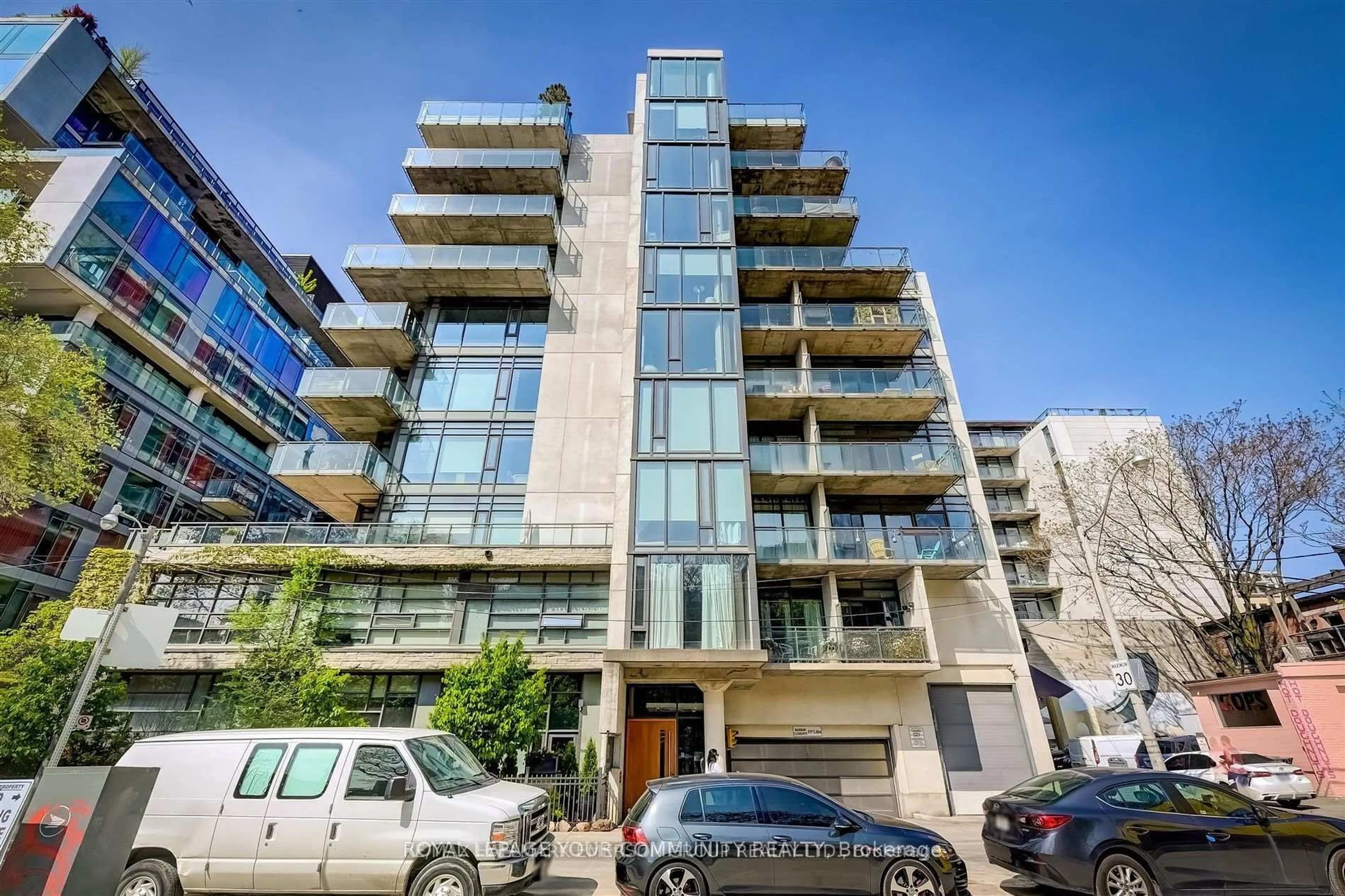 Unknown for 10 Morrison St #608, Toronto Ontario L5V 2T8