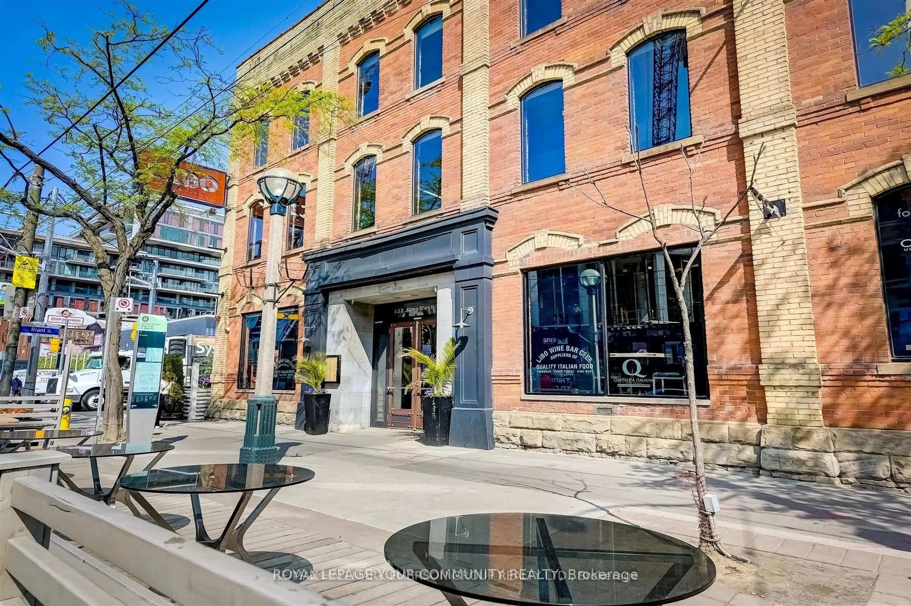 Patio, street for 10 Morrison St #608, Toronto Ontario L5V 2T8
