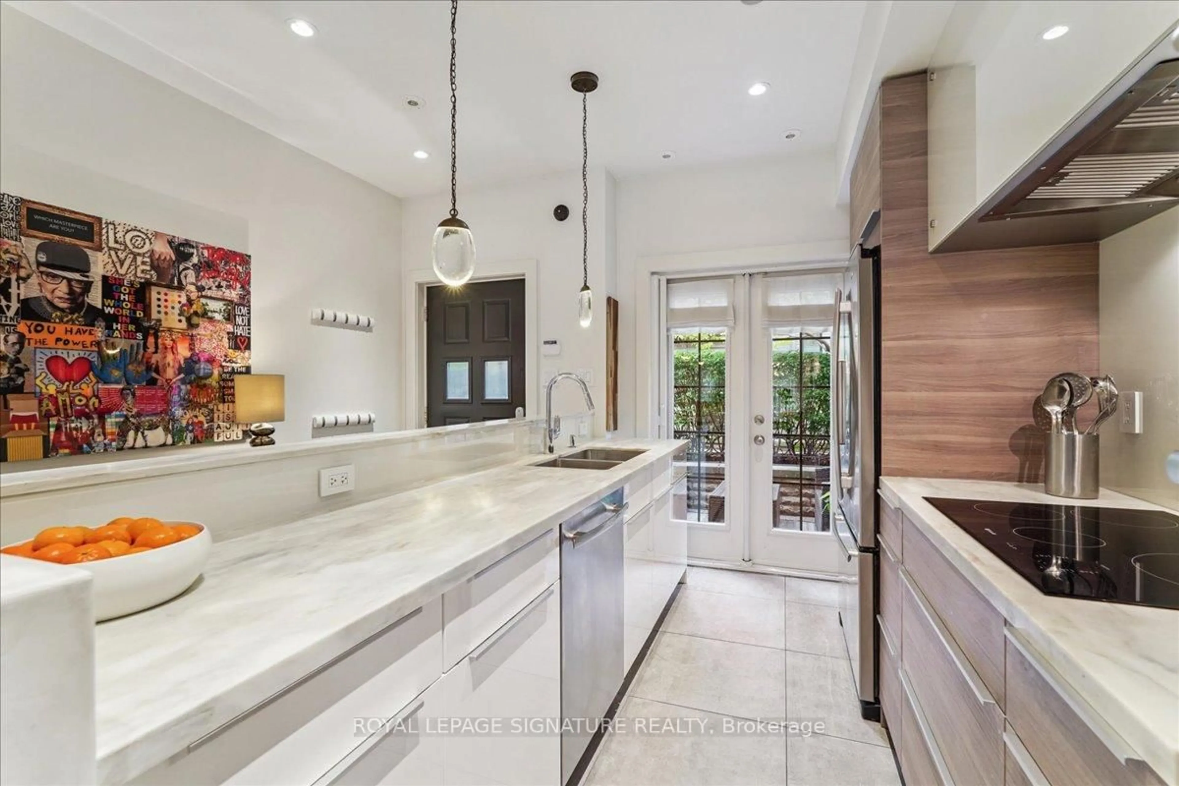 Contemporary kitchen, ceramic/tile floor for 1 Baxter St #6, Toronto Ontario M4W 3W1
