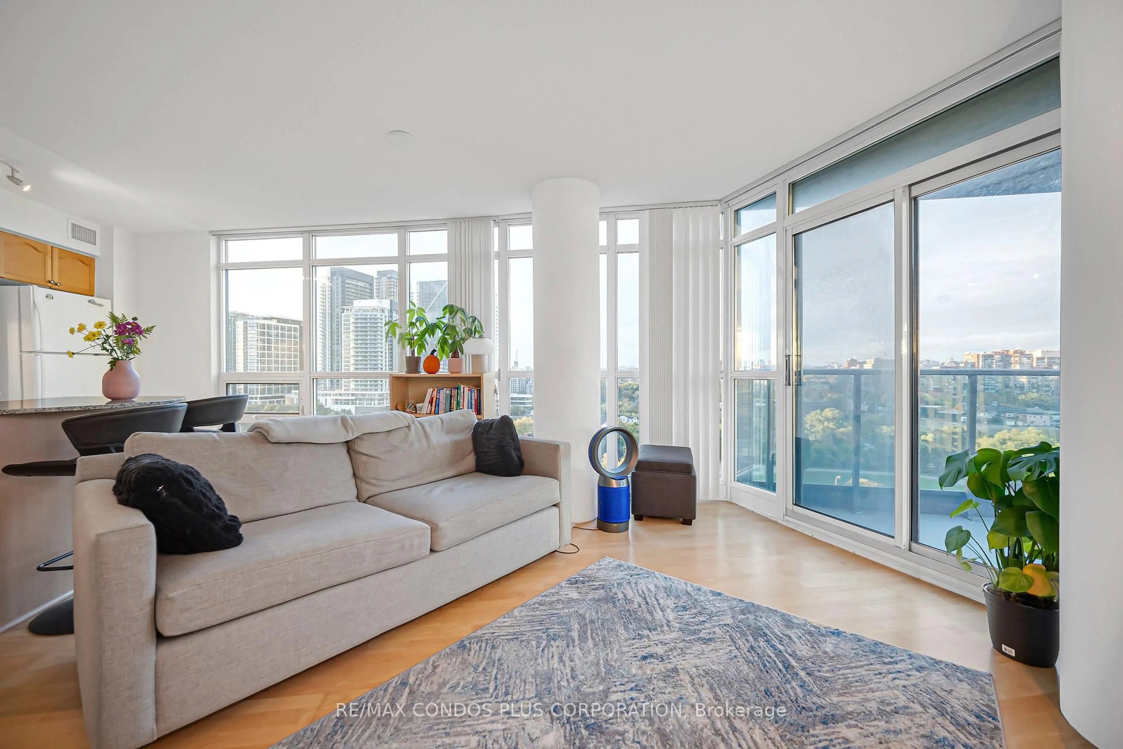 Living room with furniture, unknown for 231 Fort York Blvd #1609, Toronto Ontario M5V 1B2
