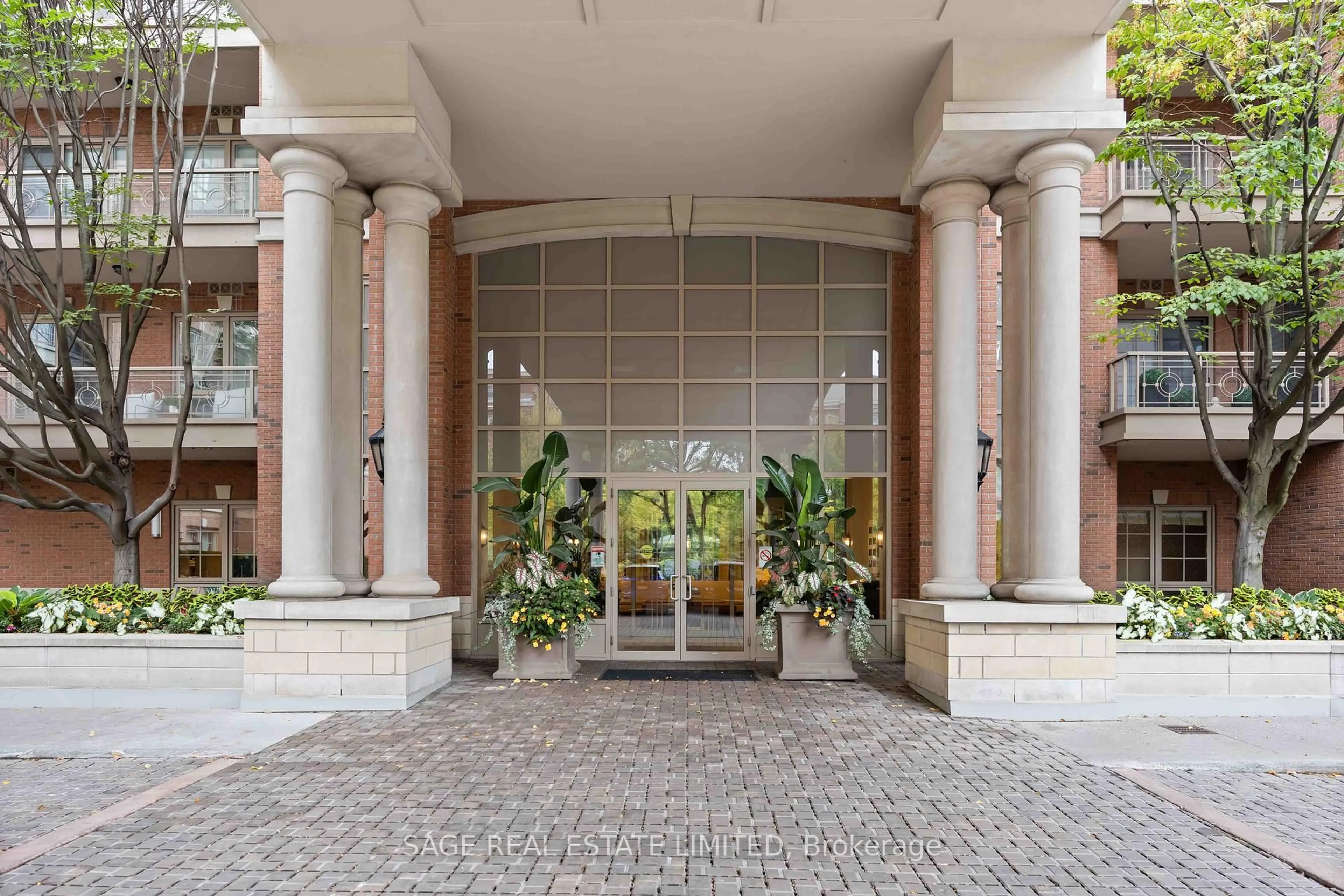 Unknown for 20 Burkebrook Pl #212, Toronto Ontario M4G 0A1