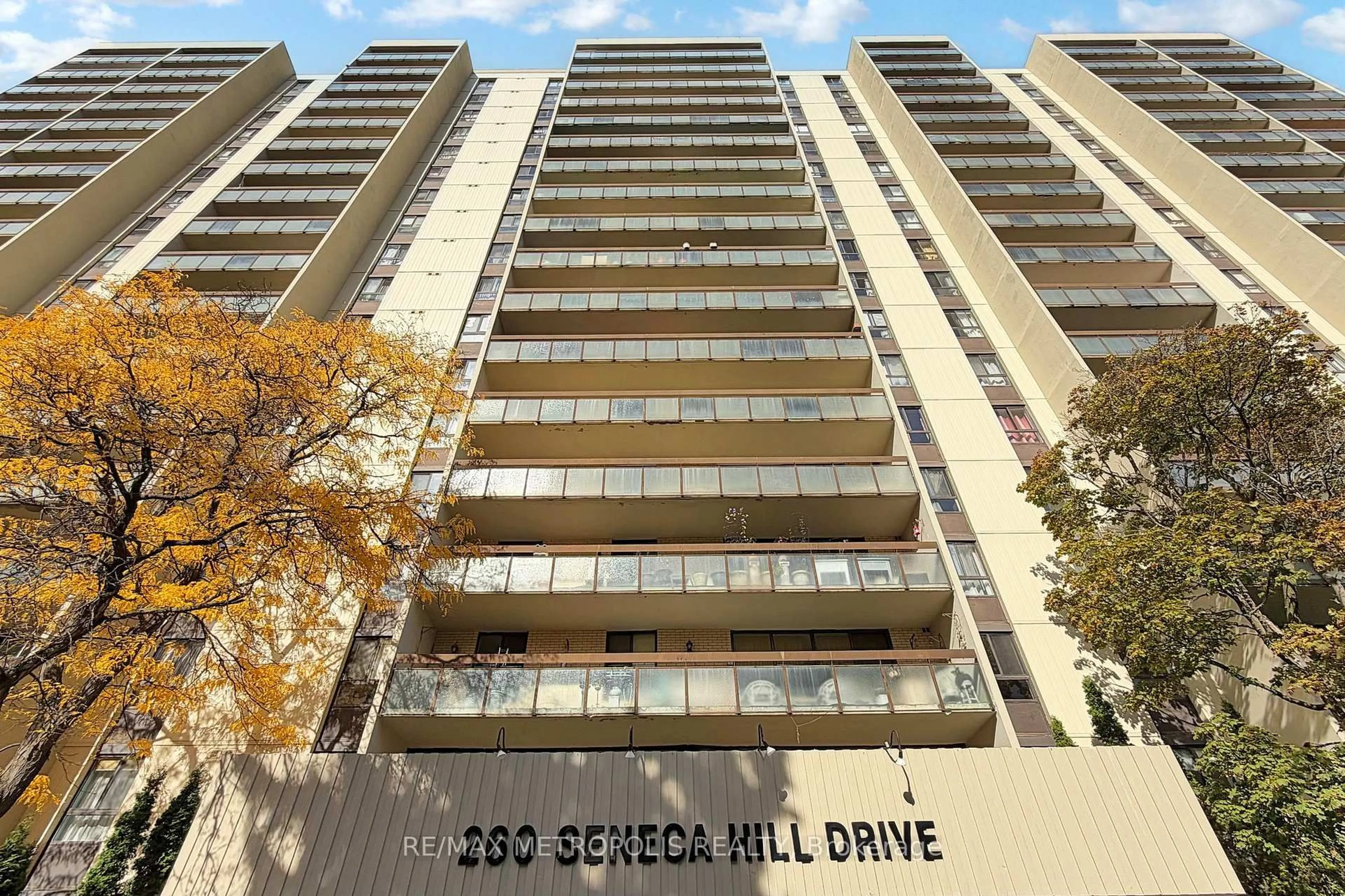 Unknown for 260 Seneca Hill Dr #206, Toronto Ontario M2J 4S6