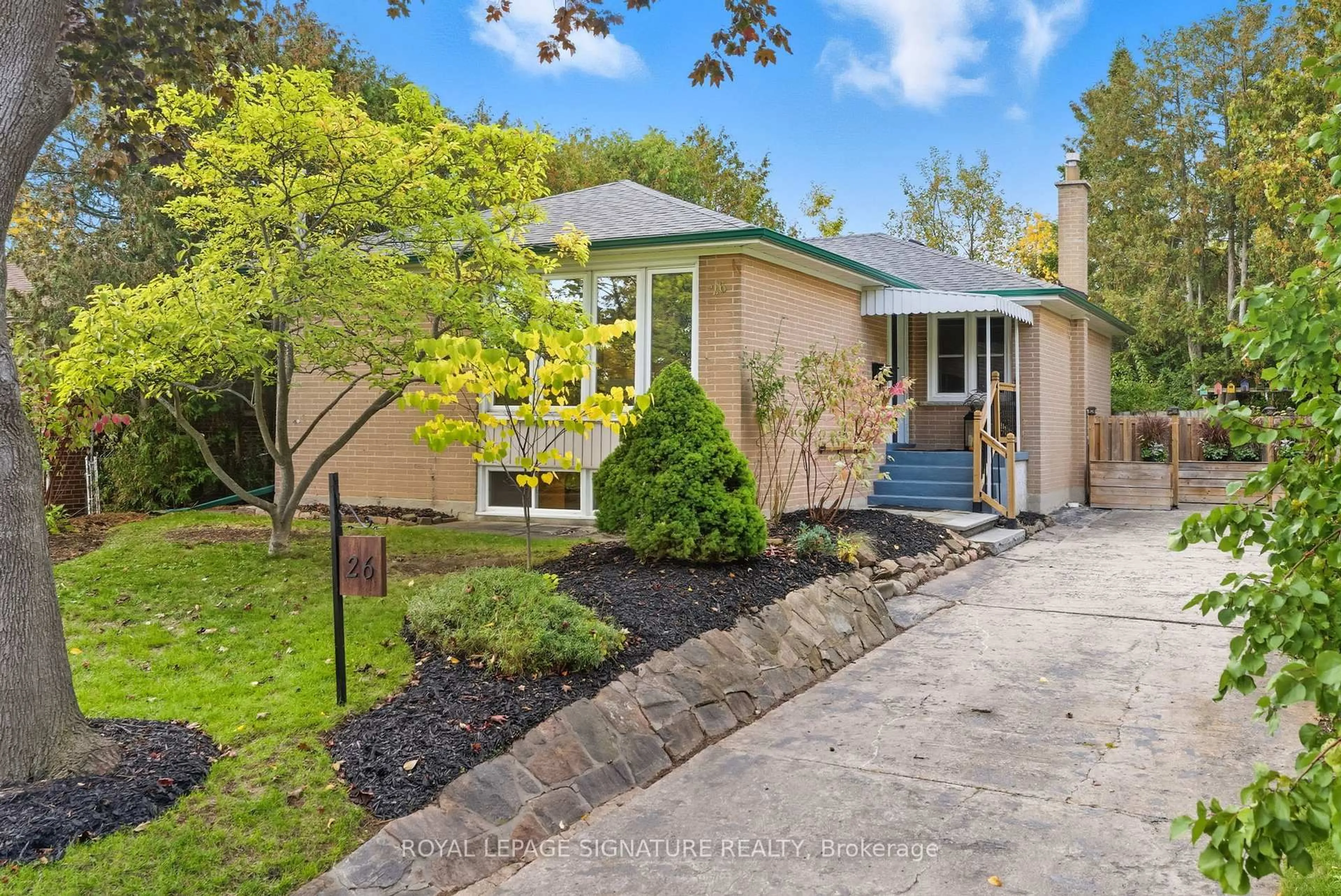 Unknown for 26 Royal Doulton Dr, Toronto Ontario M3A 1N5