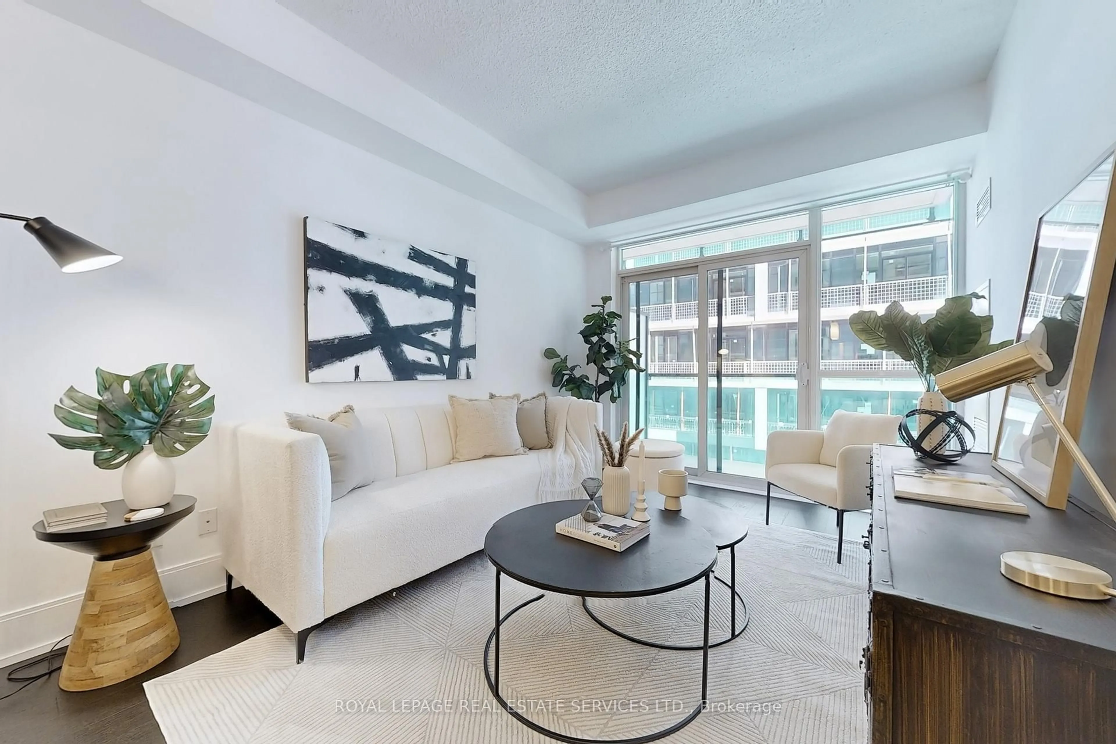 Living room with furniture, unknown for 25 Broadway Ave #1806, Toronto Ontario M4P 1T7