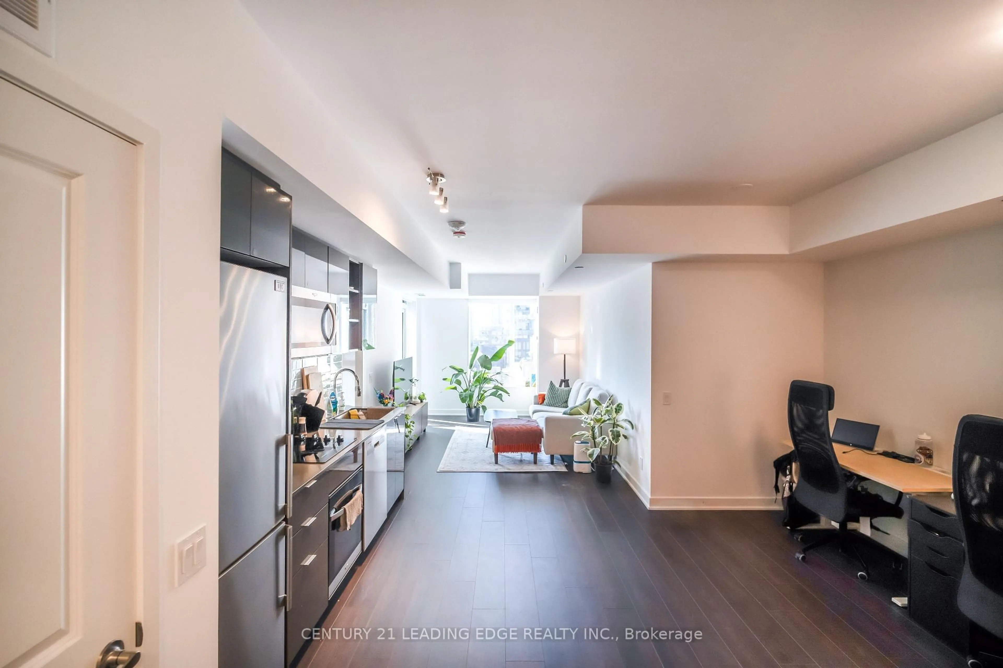 Unknown for 543 RICHMOND St #712, Toronto Ontario M5V 0W9