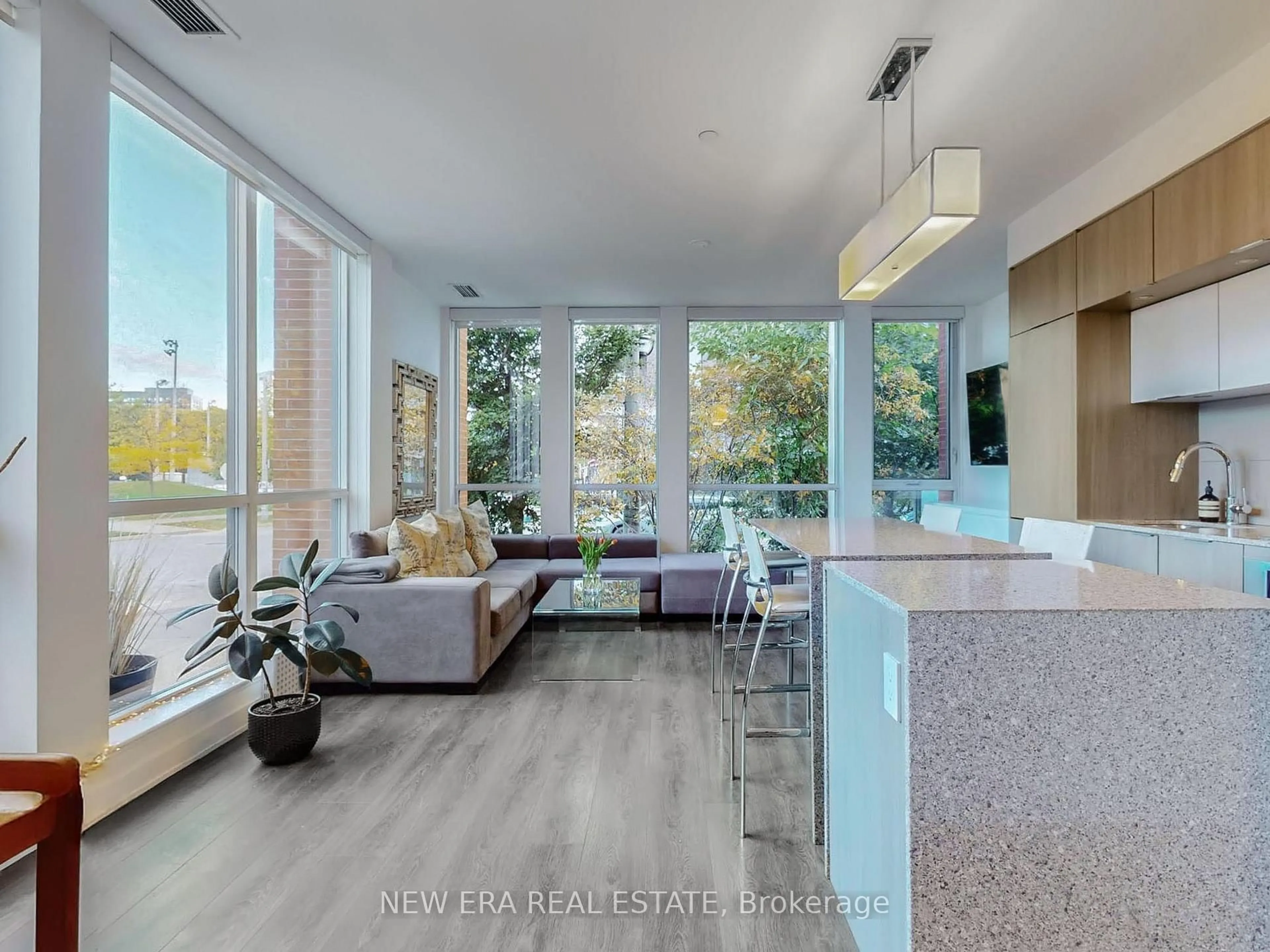 Open concept kitchen, unknown for 152 Sumach St, Toronto Ontario M5A 3K2
