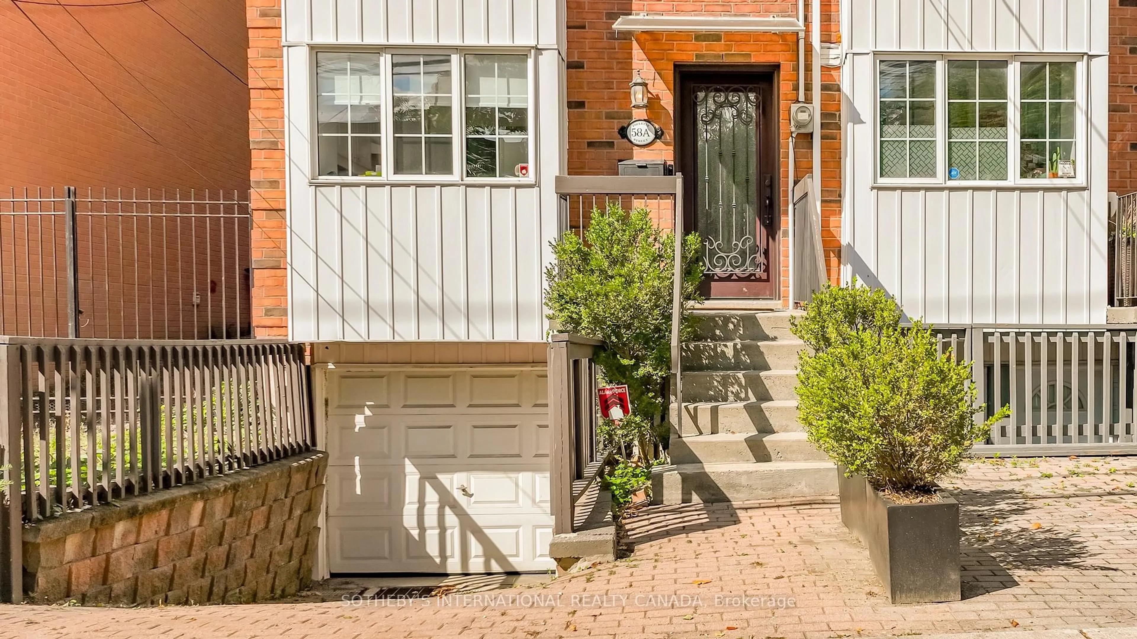 Unknown for 58A Poulett St, Toronto Ontario M5A 1Z5