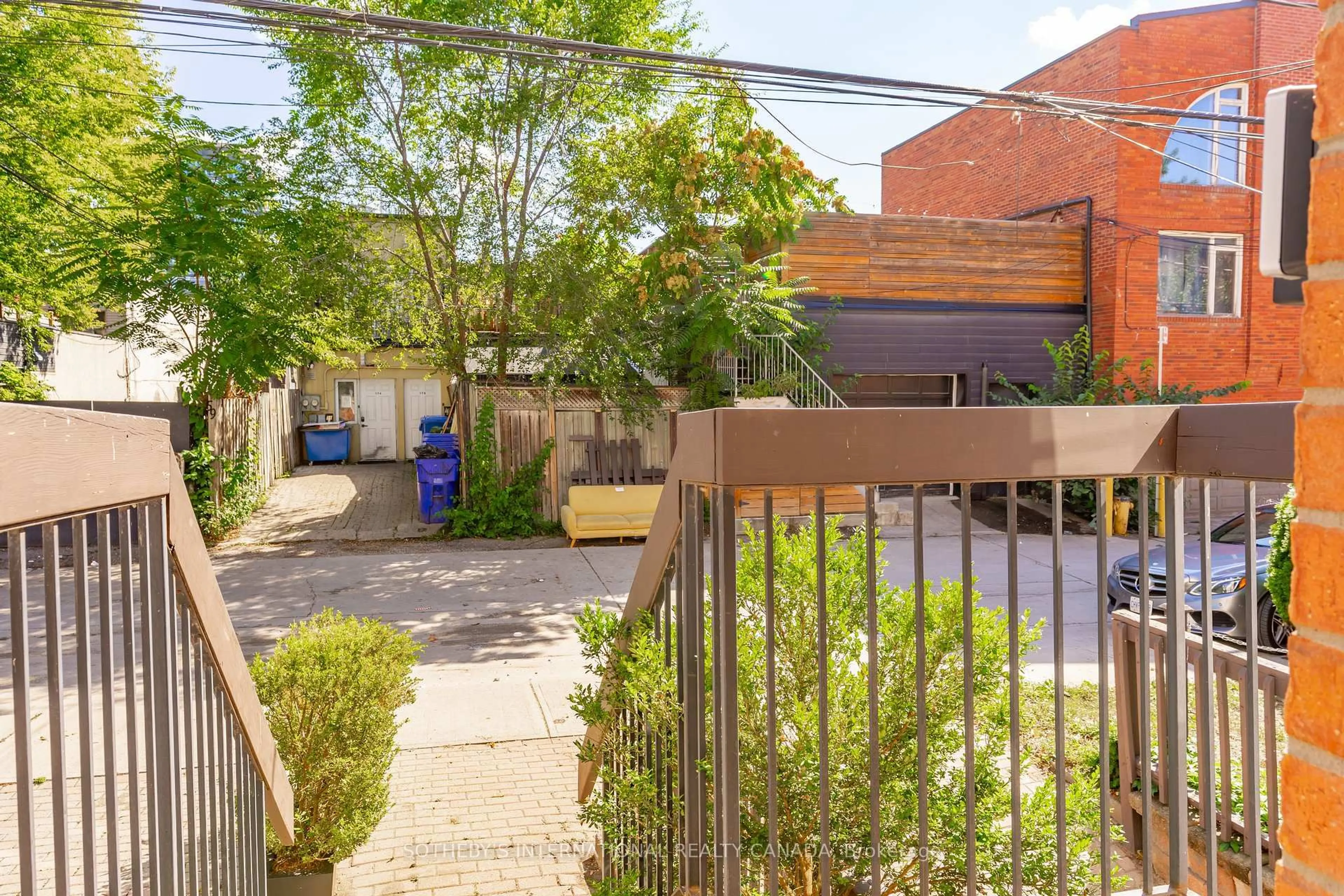 Patio, street for 58A Poulett St, Toronto Ontario M5A 1Z5