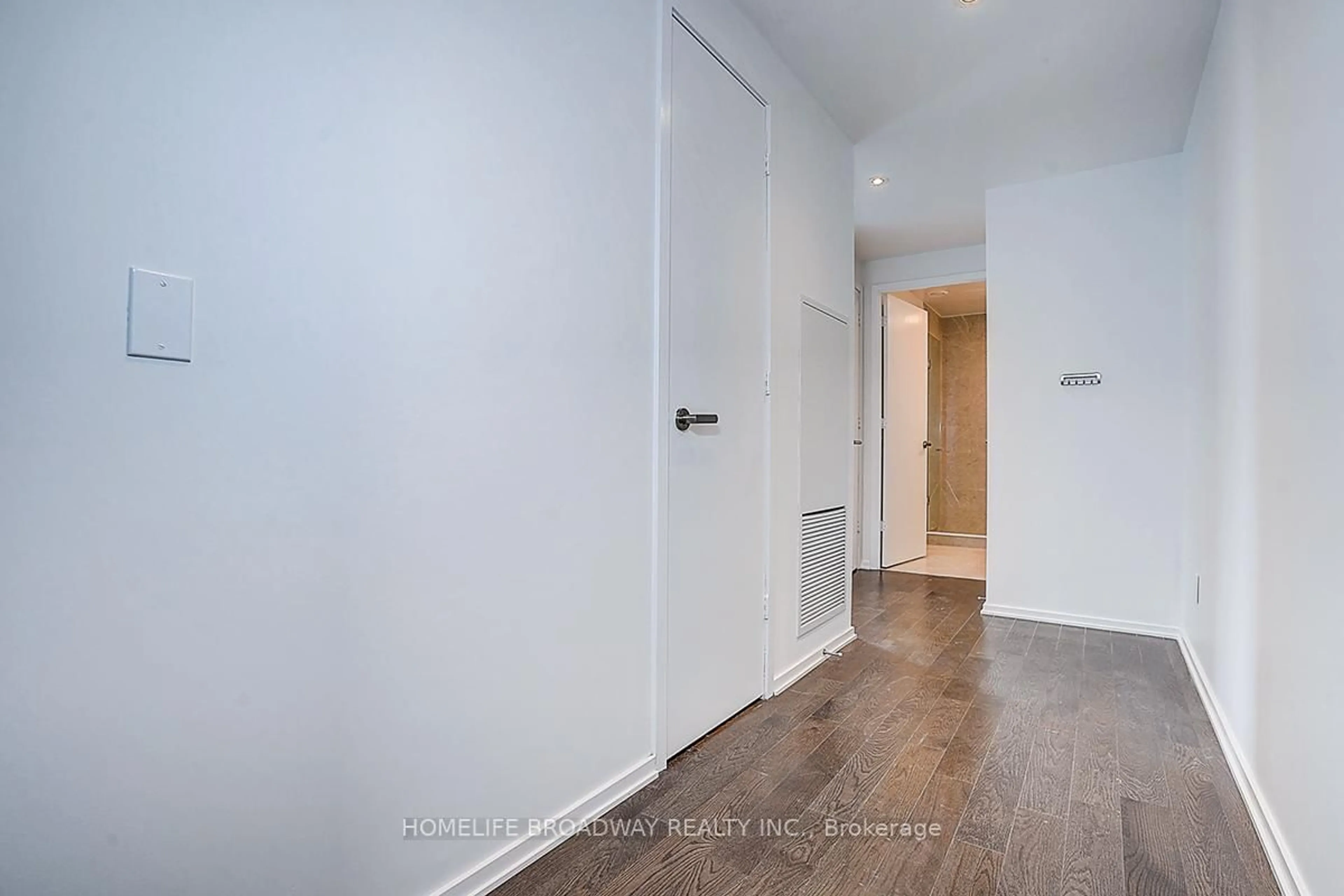 Indoor entryway for 16 Bonnycastle St #1208, Toronto Ontario M5A 0C9